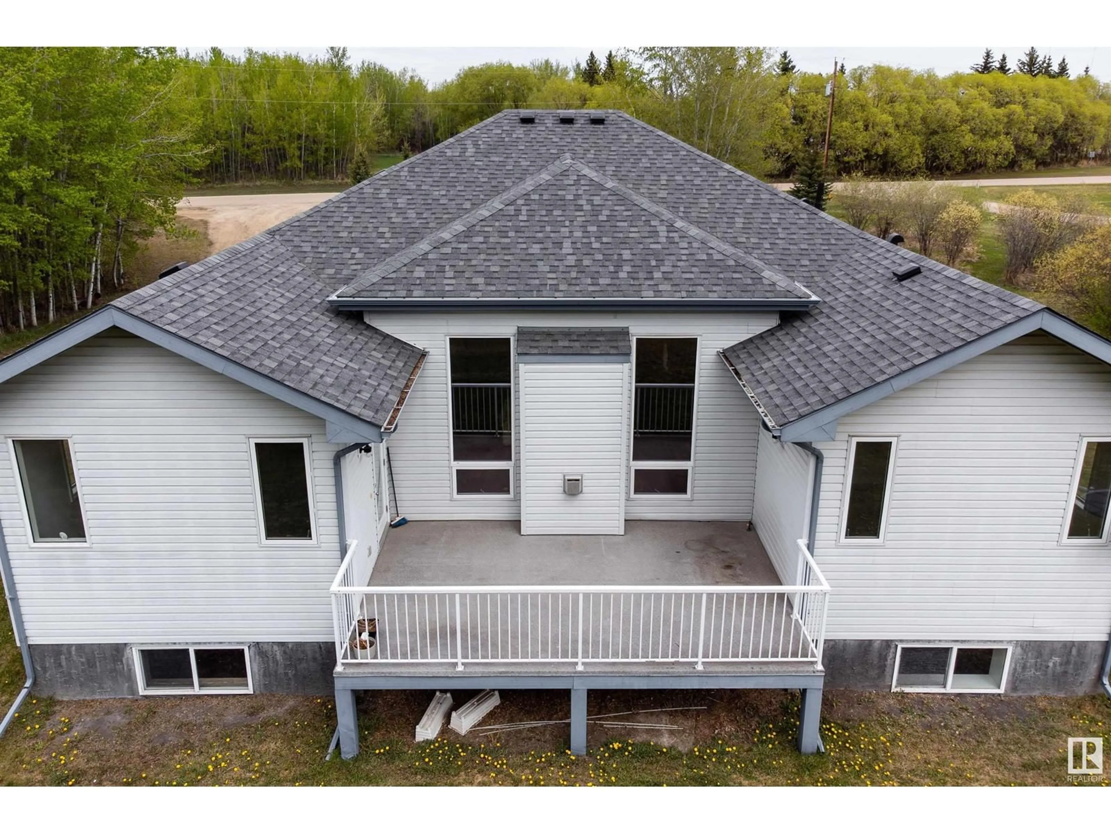 A pic from outside/outdoor area/front of a property/back of a property/a pic from drone, building for 30 50210 RGE ROAD 244, Rural Leduc County Alberta T4X0N9