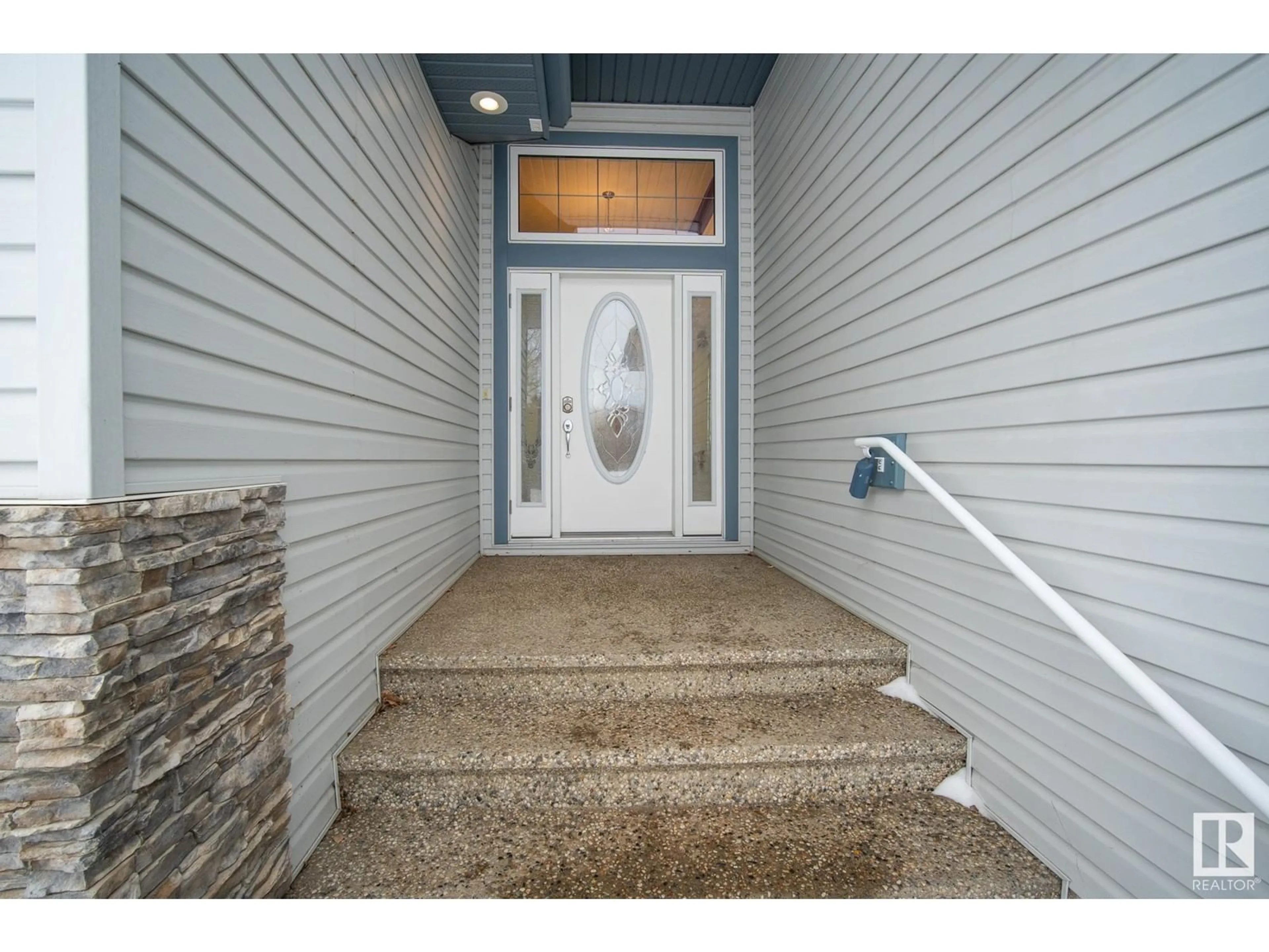 Indoor entryway for #30 50210 RGE ROAD 244, Rural Leduc County Alberta T4X0N9