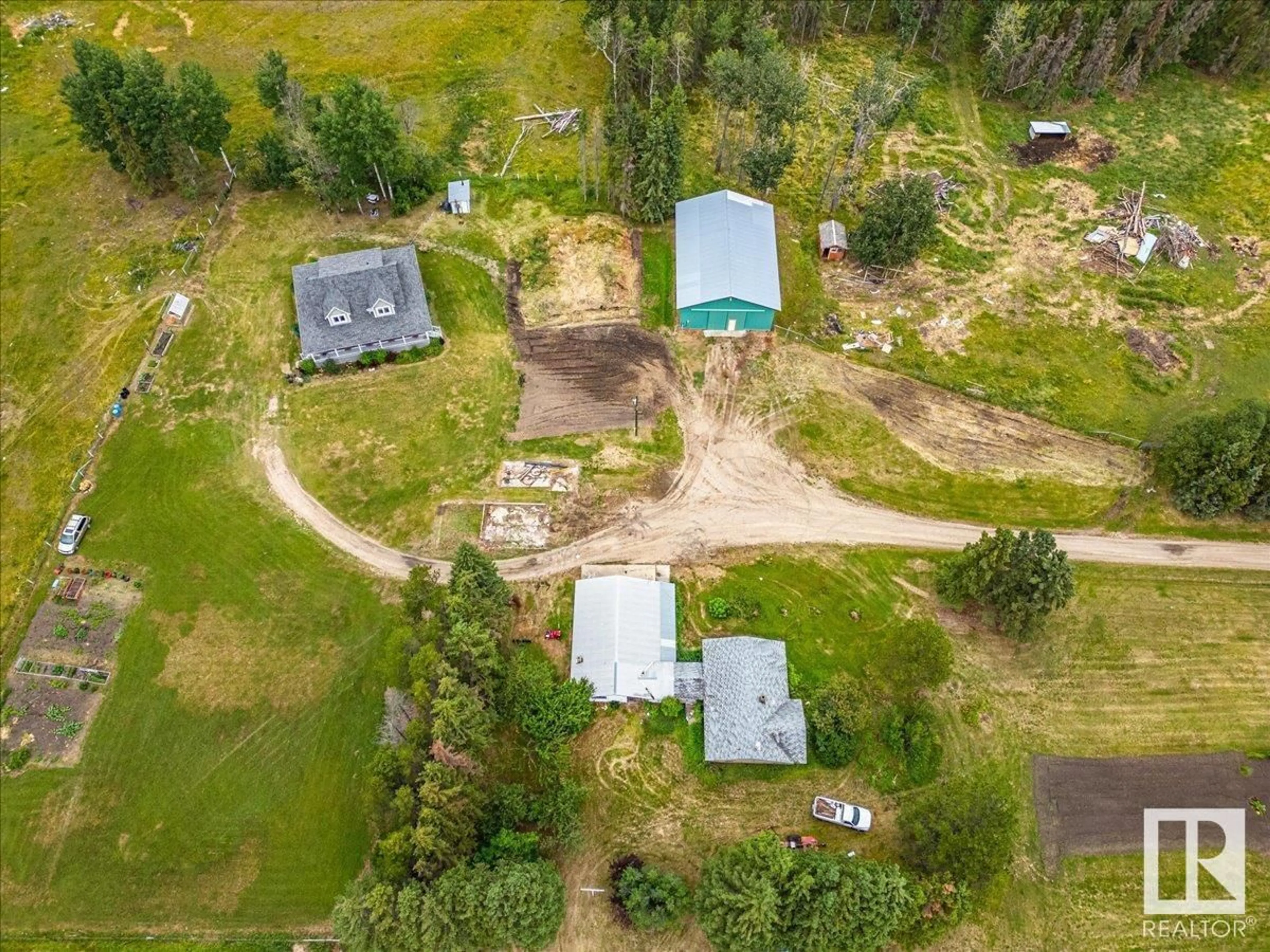 A pic from outside/outdoor area/front of a property/back of a property/a pic from drone, unknown for 48426 Rge Rd 80, Rural Brazeau County Alberta T7A2A1