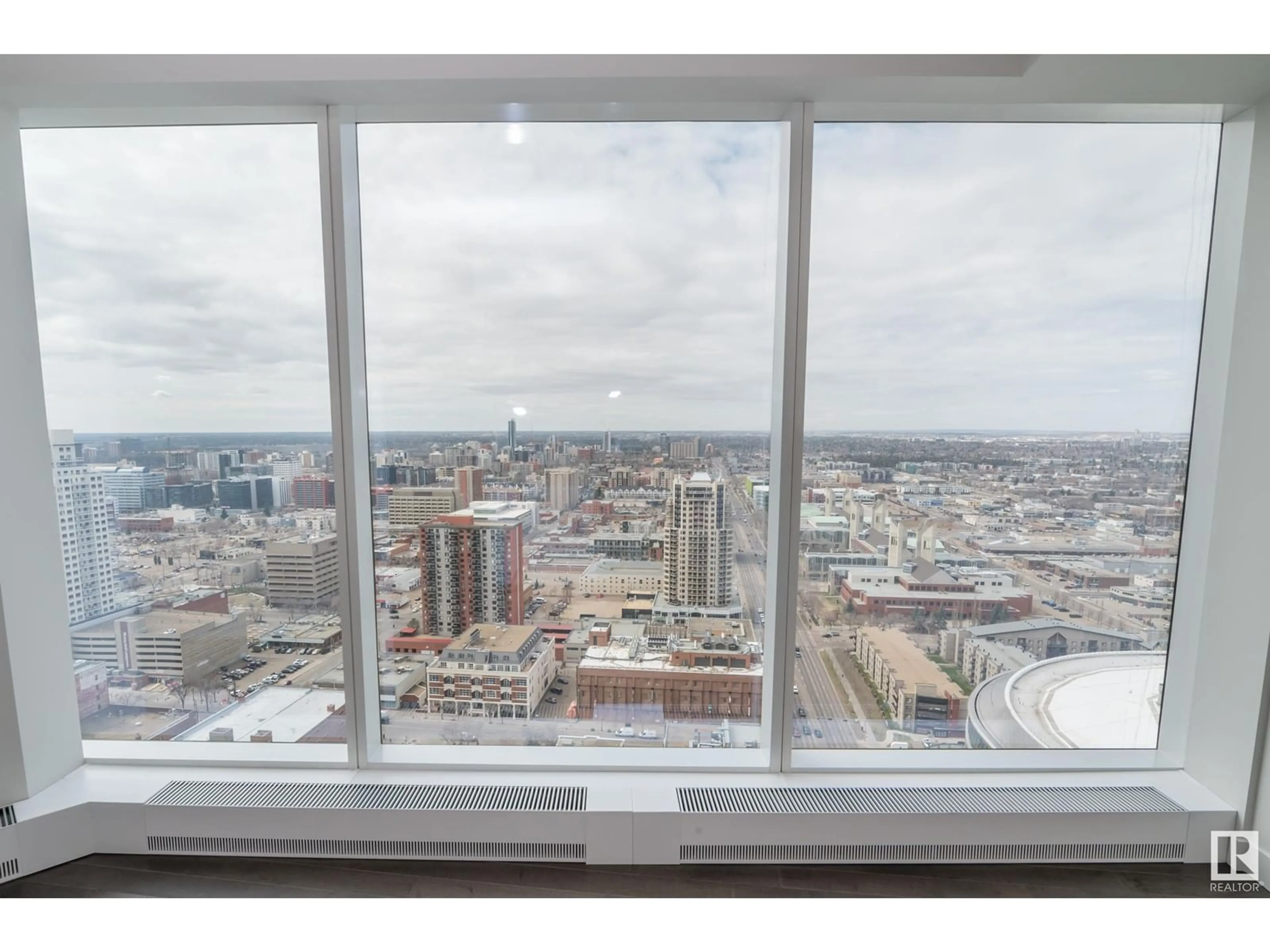 A pic of a room for 10360 - 2612 102 ST, Edmonton Alberta T5J0K6
