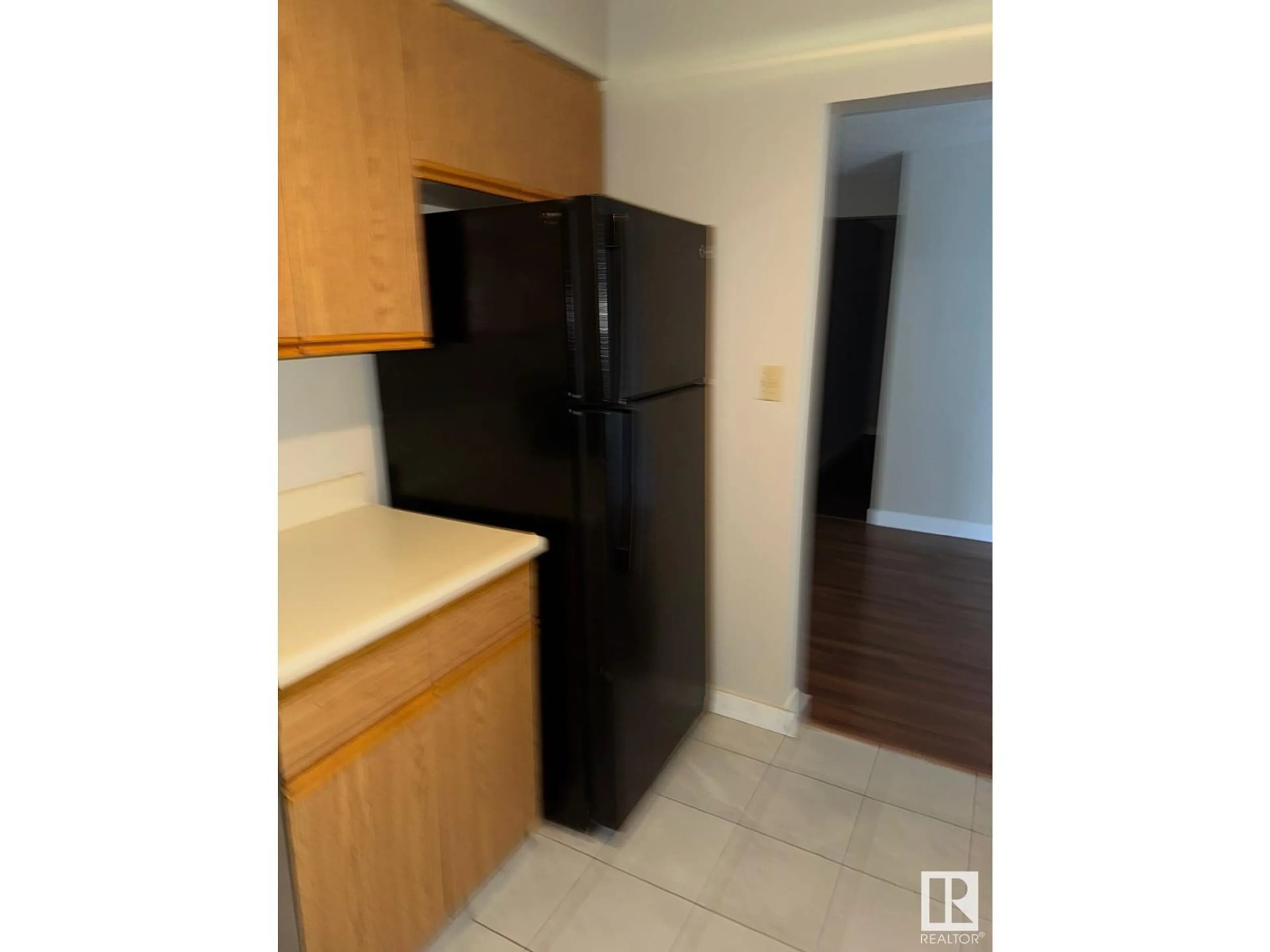 Standard kitchen, unknown for #90 7604 29 AV NW, Edmonton Alberta T6K3Z2