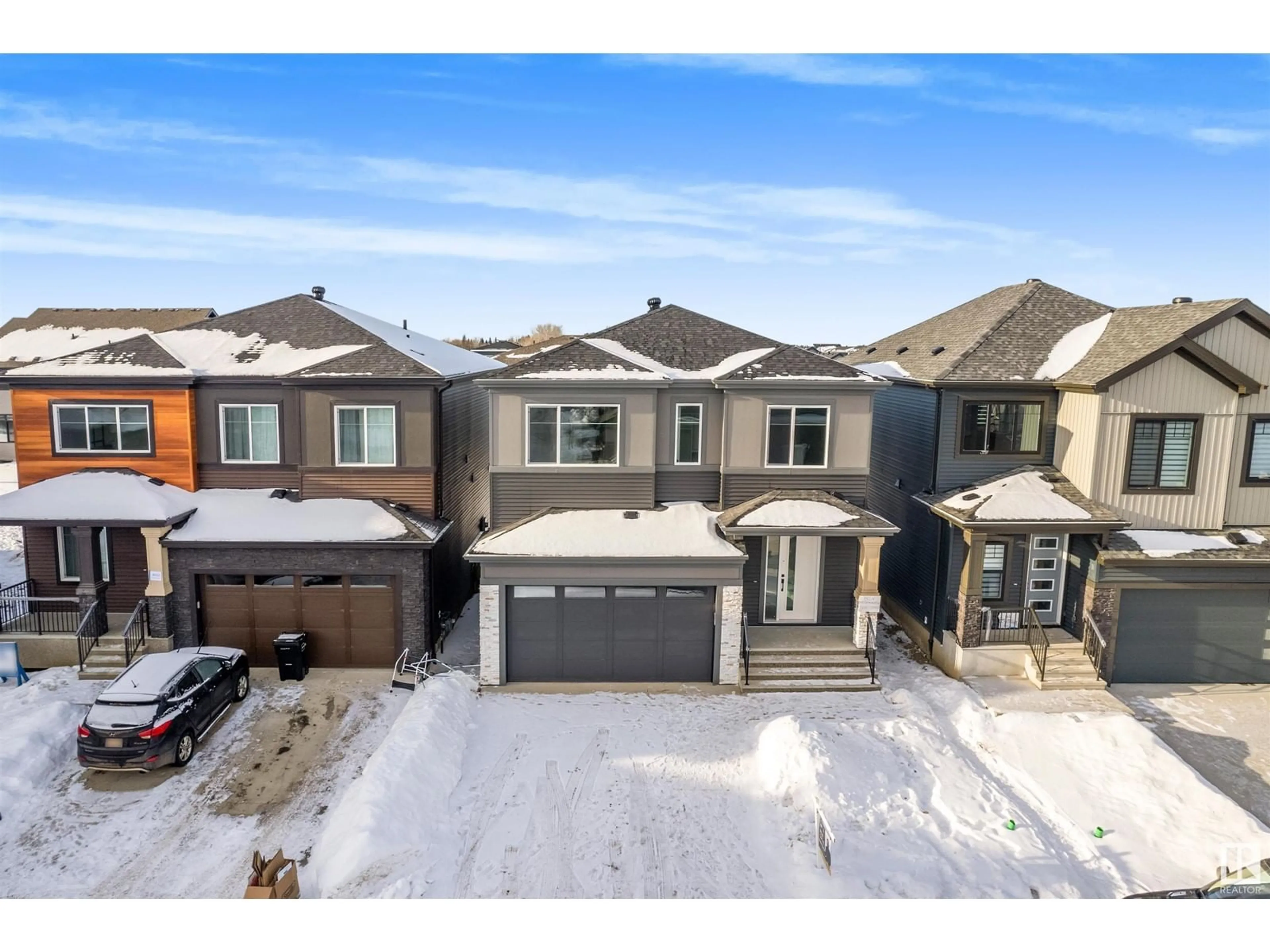 A pic from outside/outdoor area/front of a property/back of a property/a pic from drone, street for 8654 Mayday WD SW, Edmonton Alberta T6X2L3