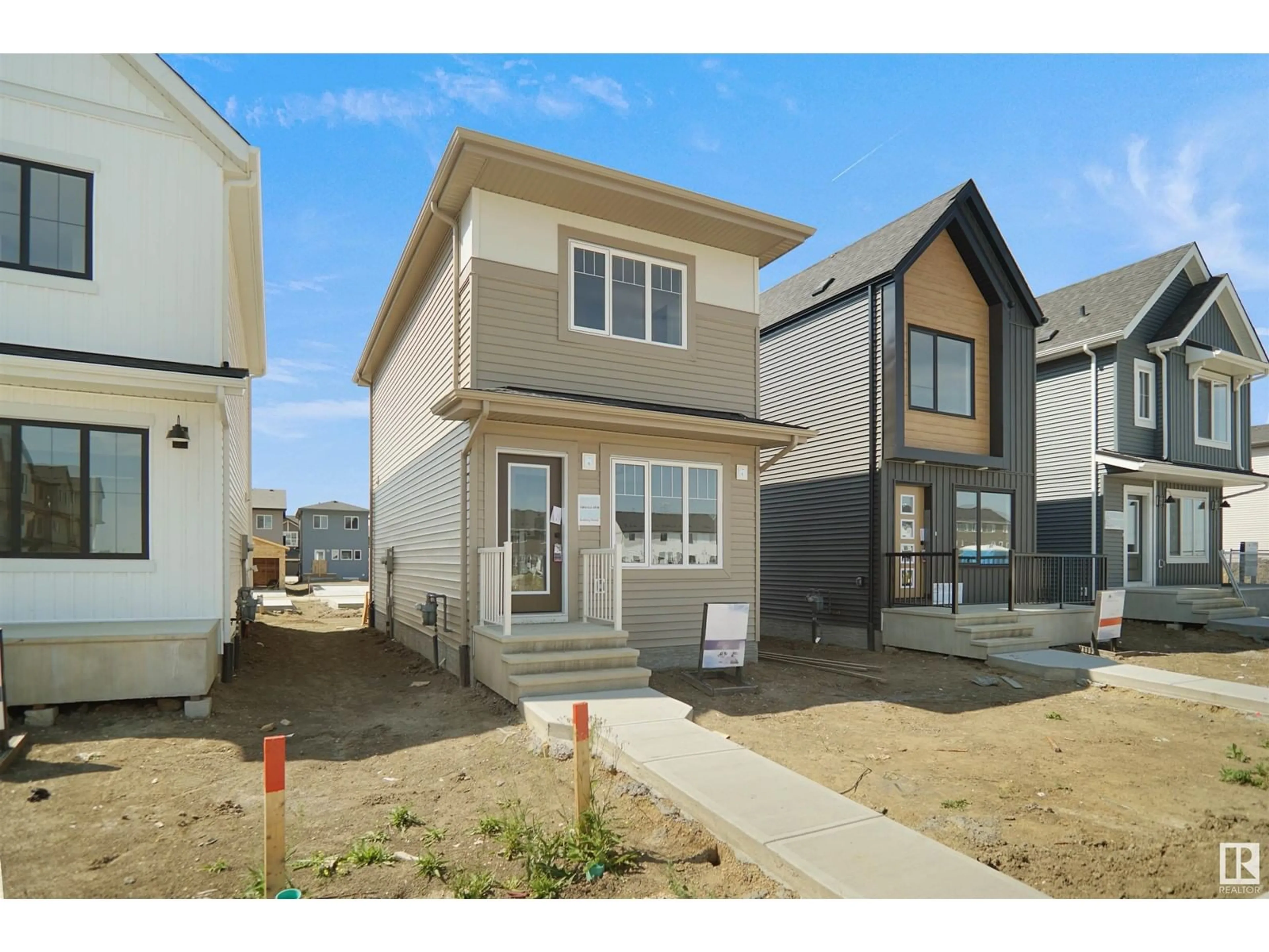 Home with vinyl exterior material, street for 4286 Kinglet DR NW, Edmonton Alberta T5S0T1