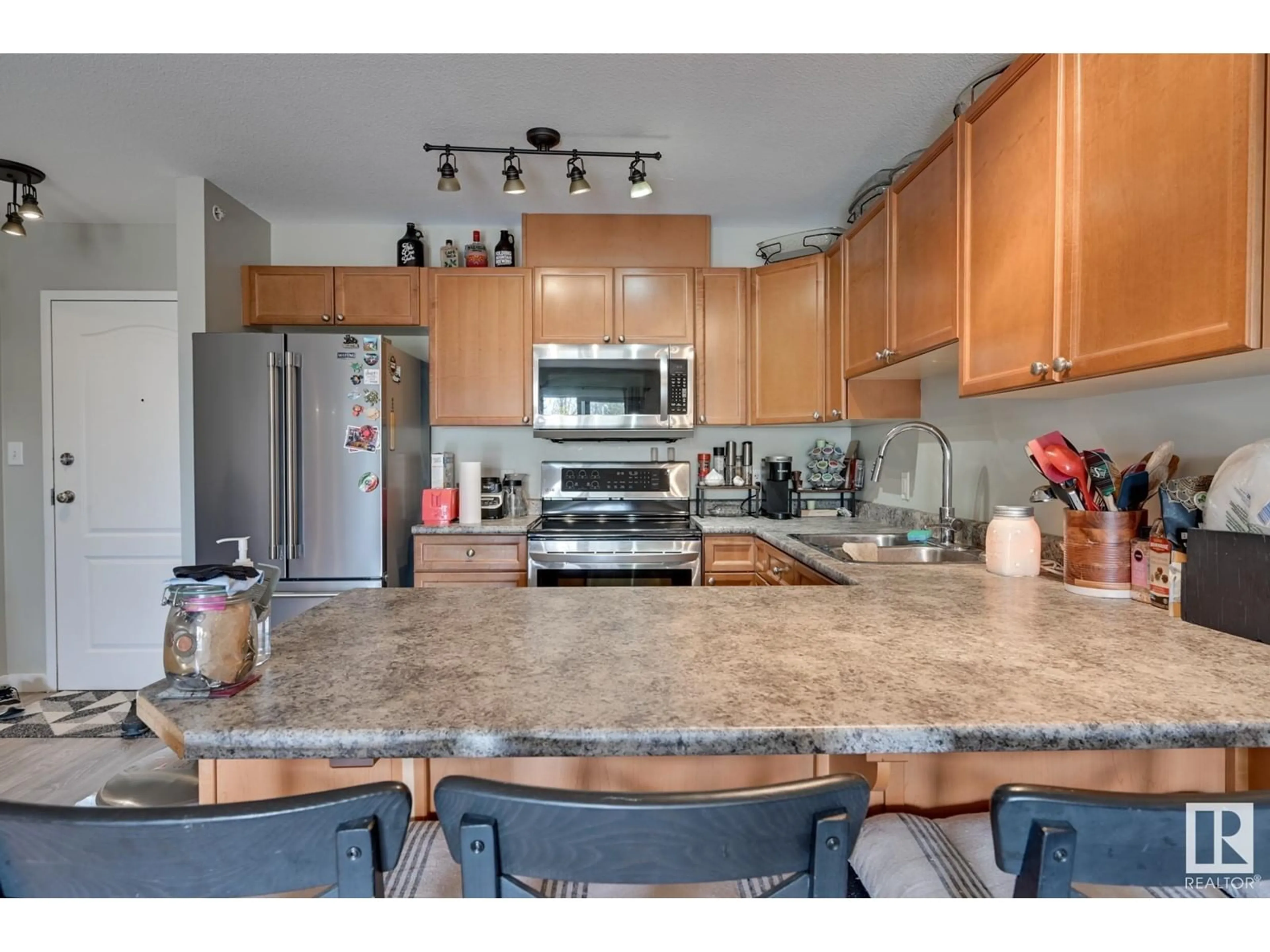 Open concept kitchen, unknown for #412 4903 47 AV, Stony Plain Alberta T7Z1S3