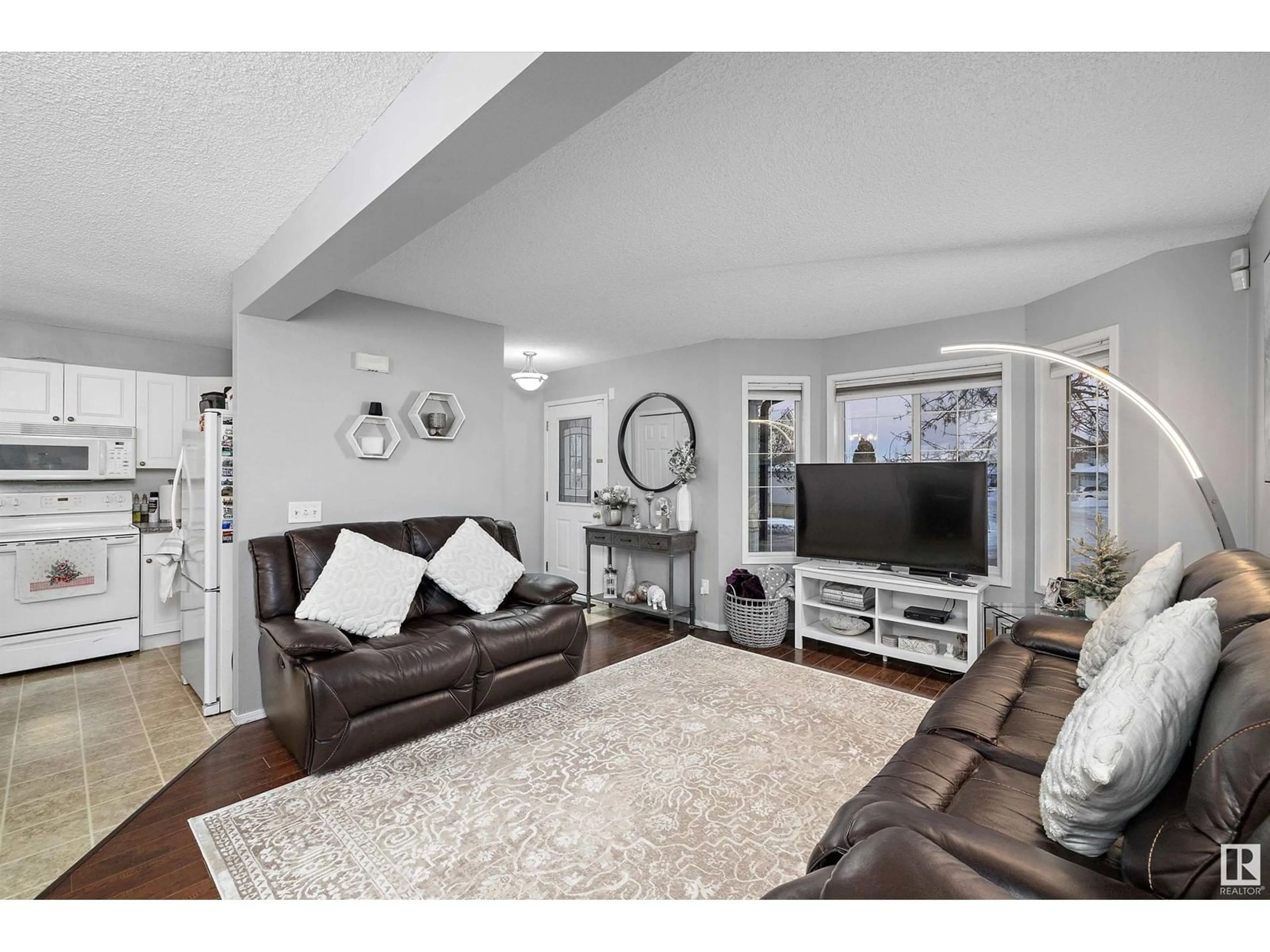 Living room with furniture, unknown for 15808 139 ST NW, Edmonton Alberta T6V1S6