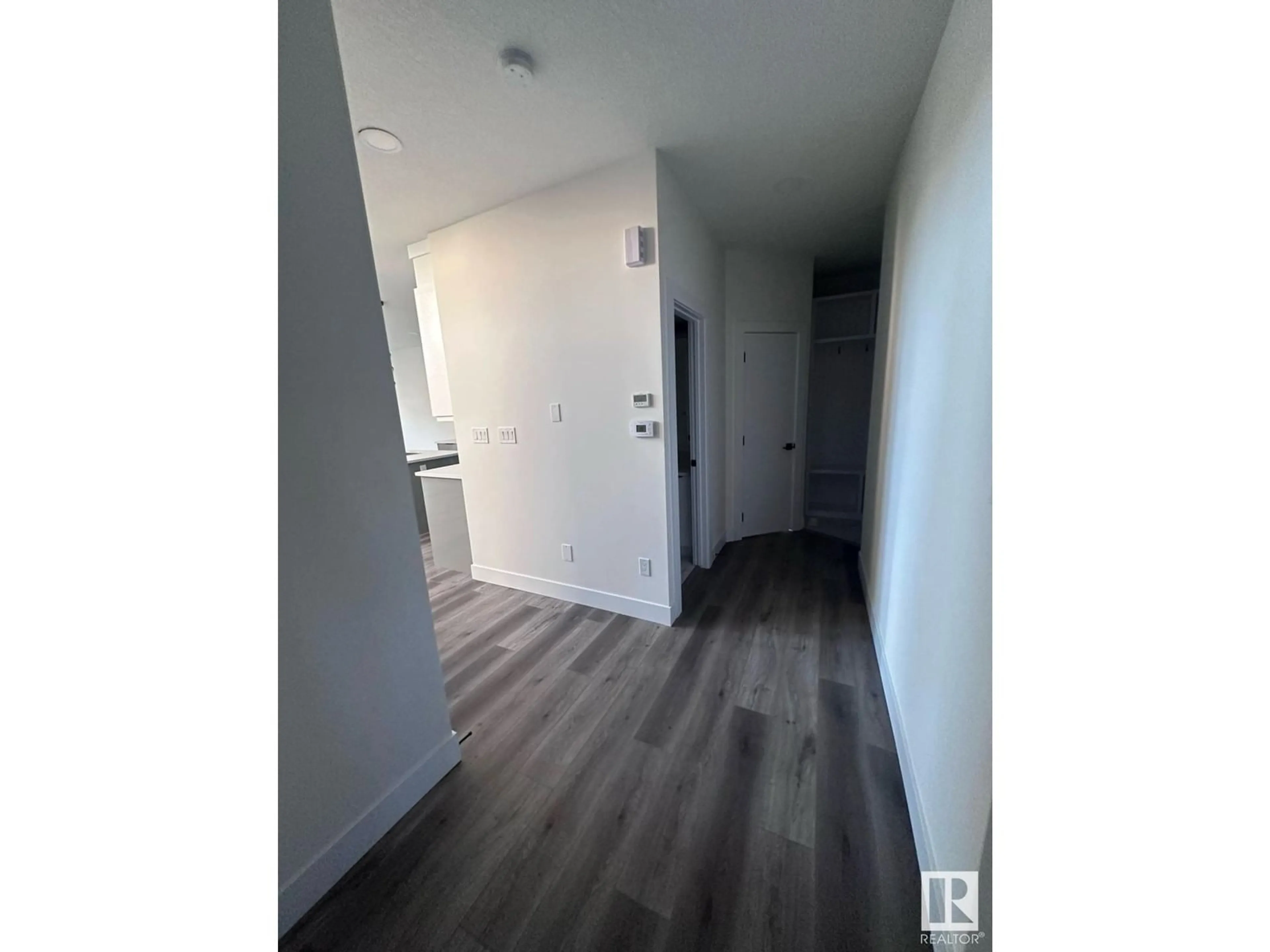 A pic of a room for 5210 Kimball CR SW, Edmonton Alberta T6W4Z2