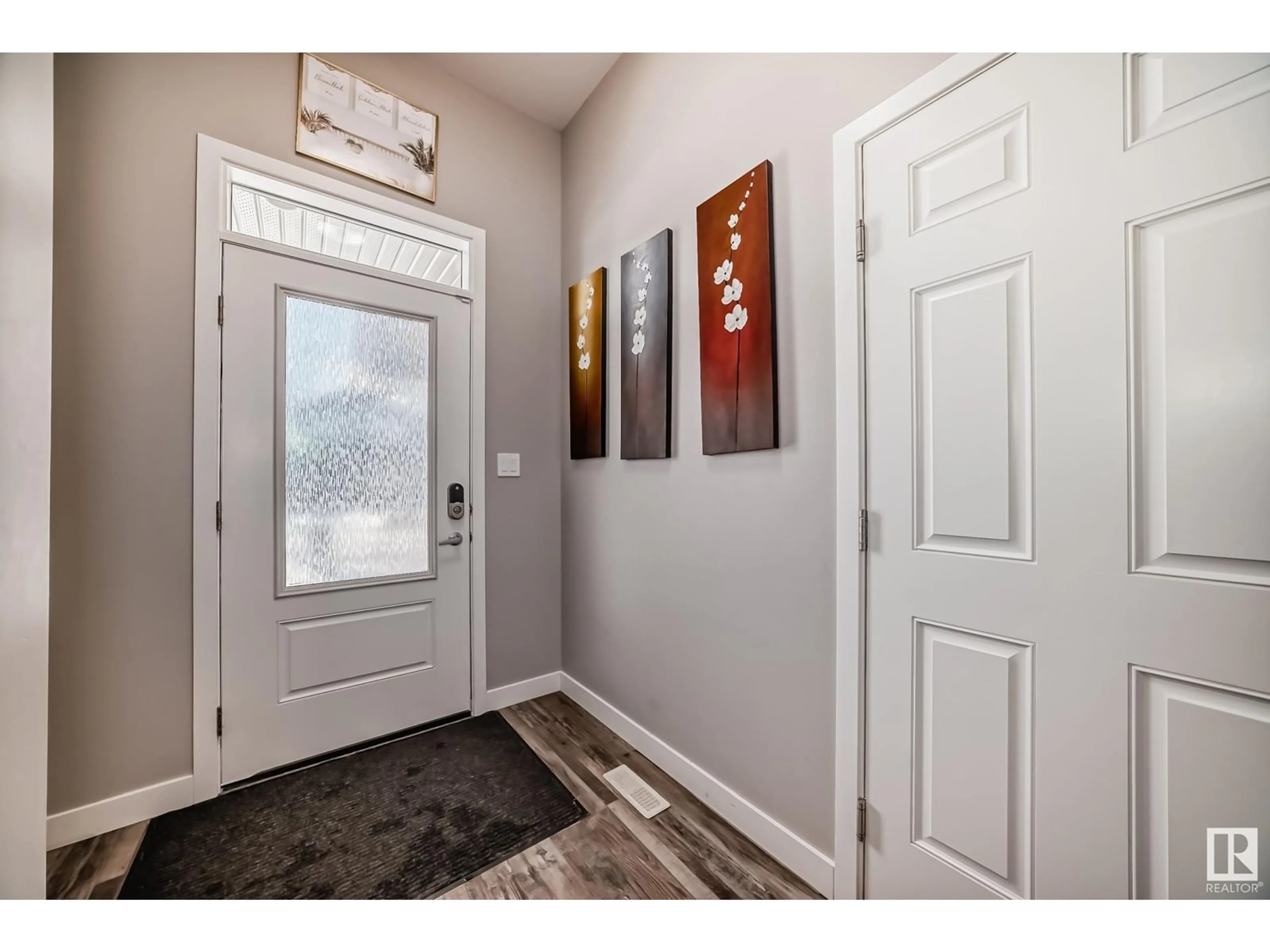 Indoor entryway for 2298 CHOKECHERRY CL SW, Edmonton Alberta T6X2M7