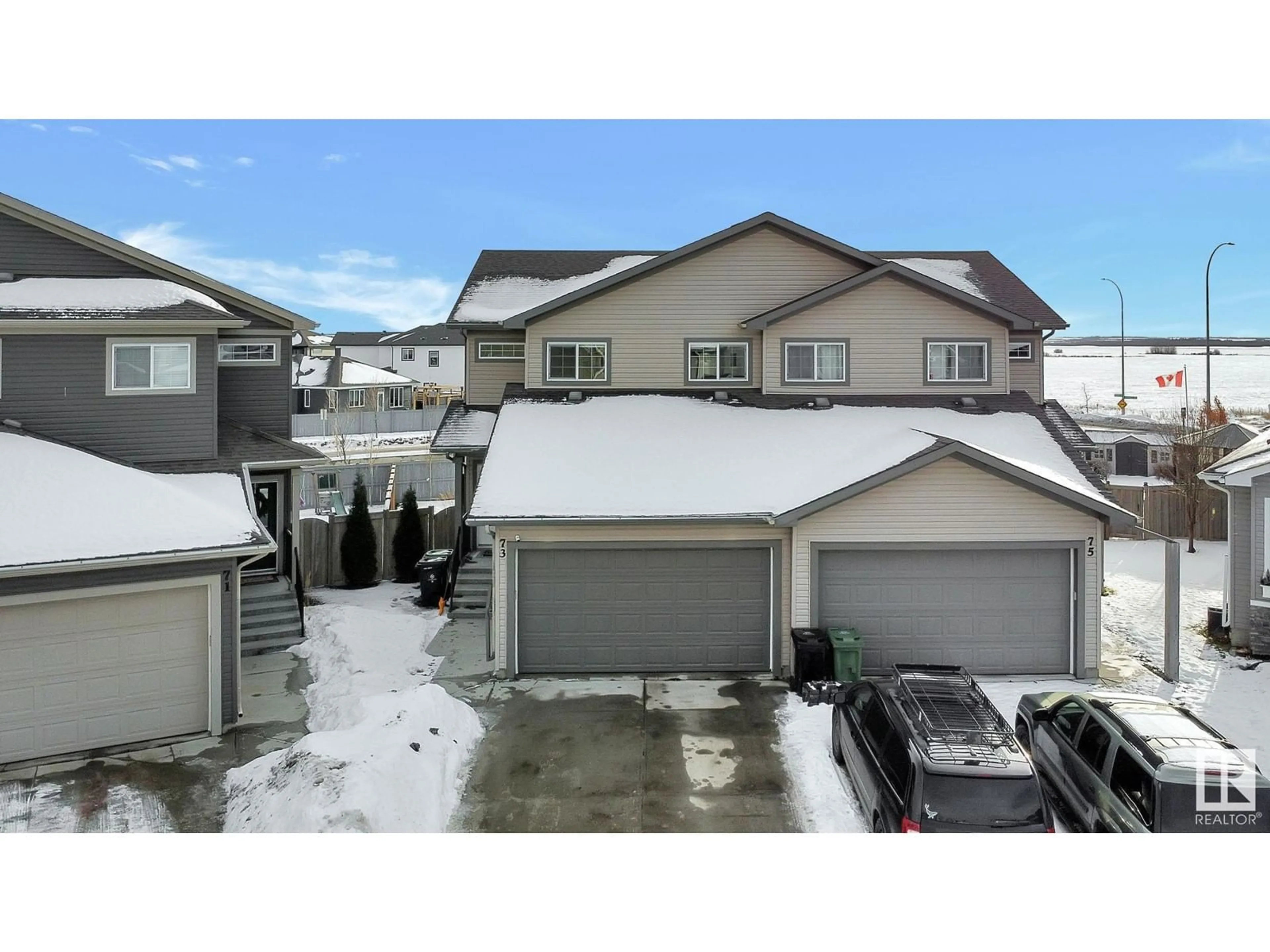 A pic from outside/outdoor area/front of a property/back of a property/a pic from drone, street for 73 RICHMOND LI, Fort Saskatchewan Alberta T8L0S2