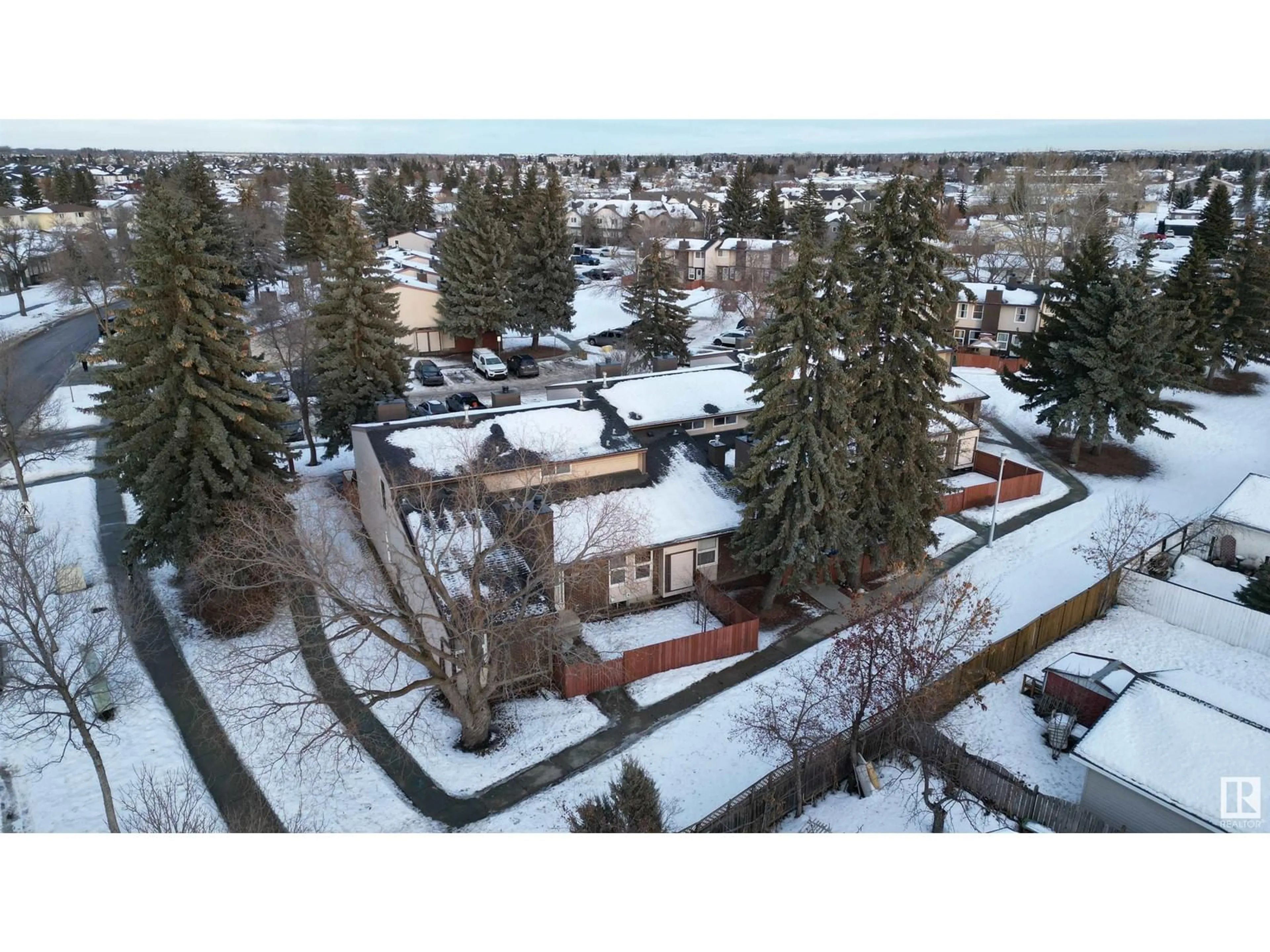 A pic from outside/outdoor area/front of a property/back of a property/a pic from drone, mountain view for 17011 109 ST NW, Edmonton Alberta T5X3E2