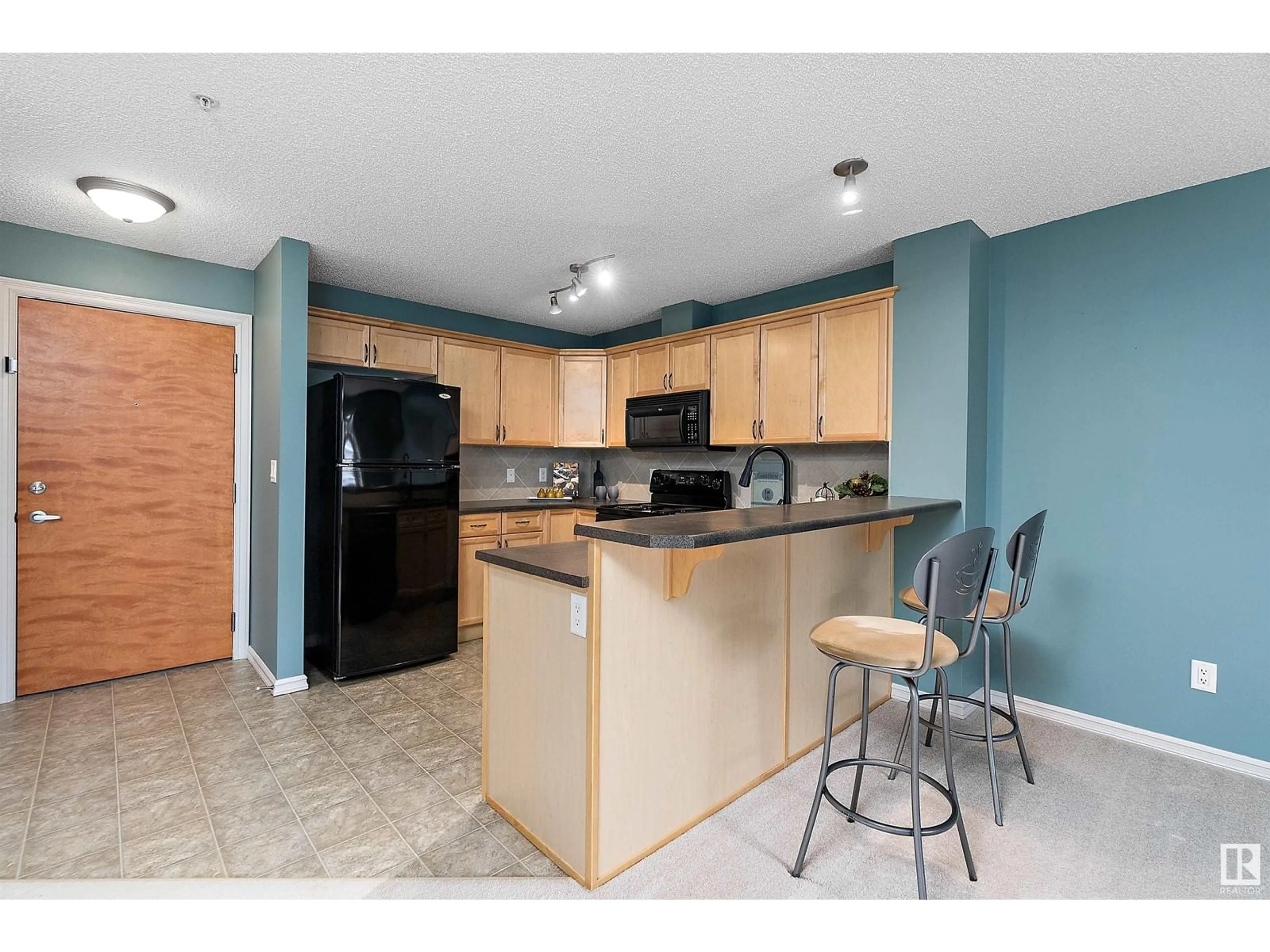 Standard kitchen, ceramic/tile floor for #311 15211 139 ST NW, Edmonton Alberta T6V0A1