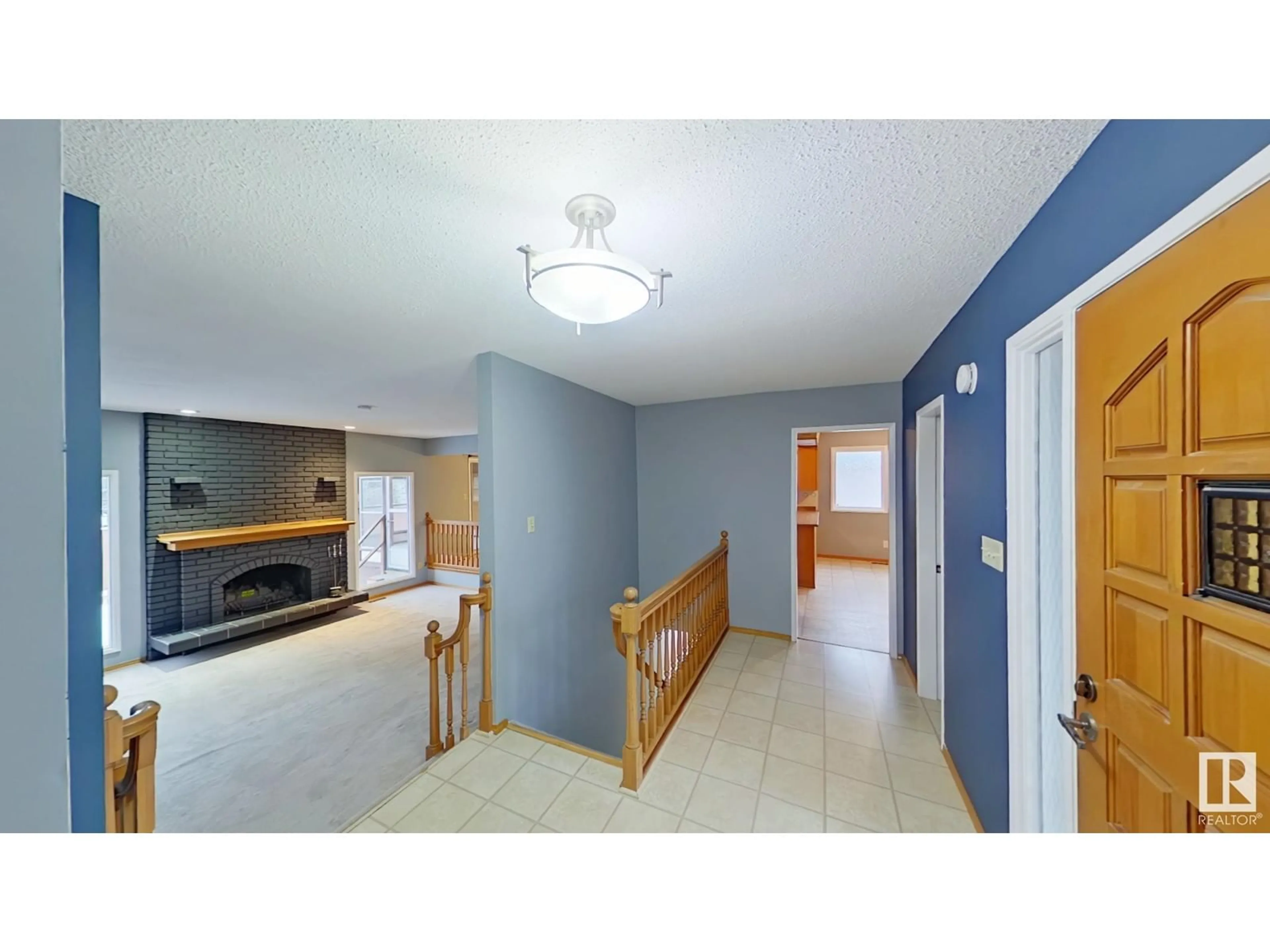 Unknown for 2722 104A ST NW, Edmonton Alberta T6J4C3