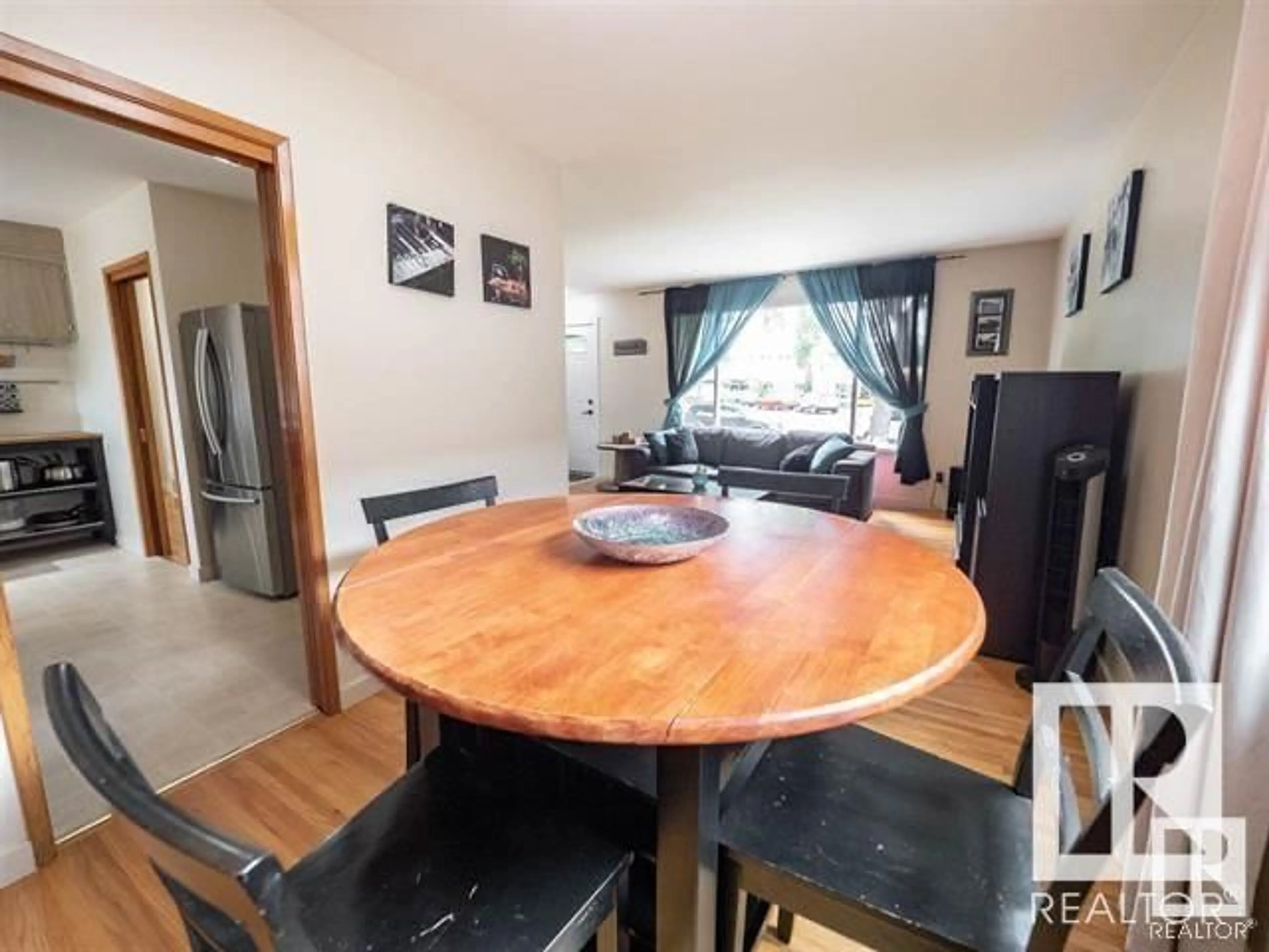 Dining room, unknown for 8806 168 ST NW, Edmonton Alberta T5R2V5