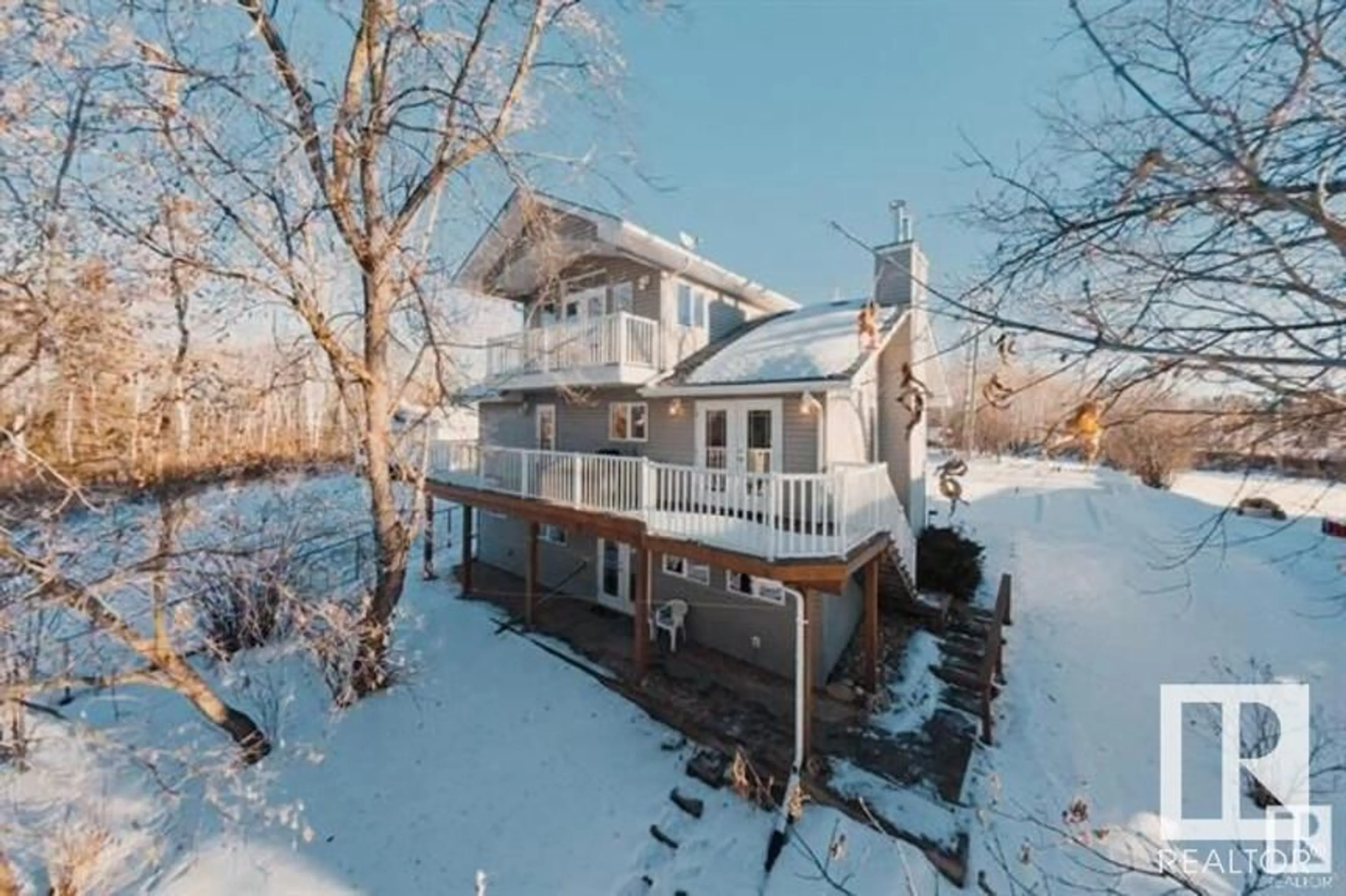 A pic from outside/outdoor area/front of a property/back of a property/a pic from drone, water/lake/river/ocean view for 366 Smith CR, Rural Parkland County Alberta T7Z2T9