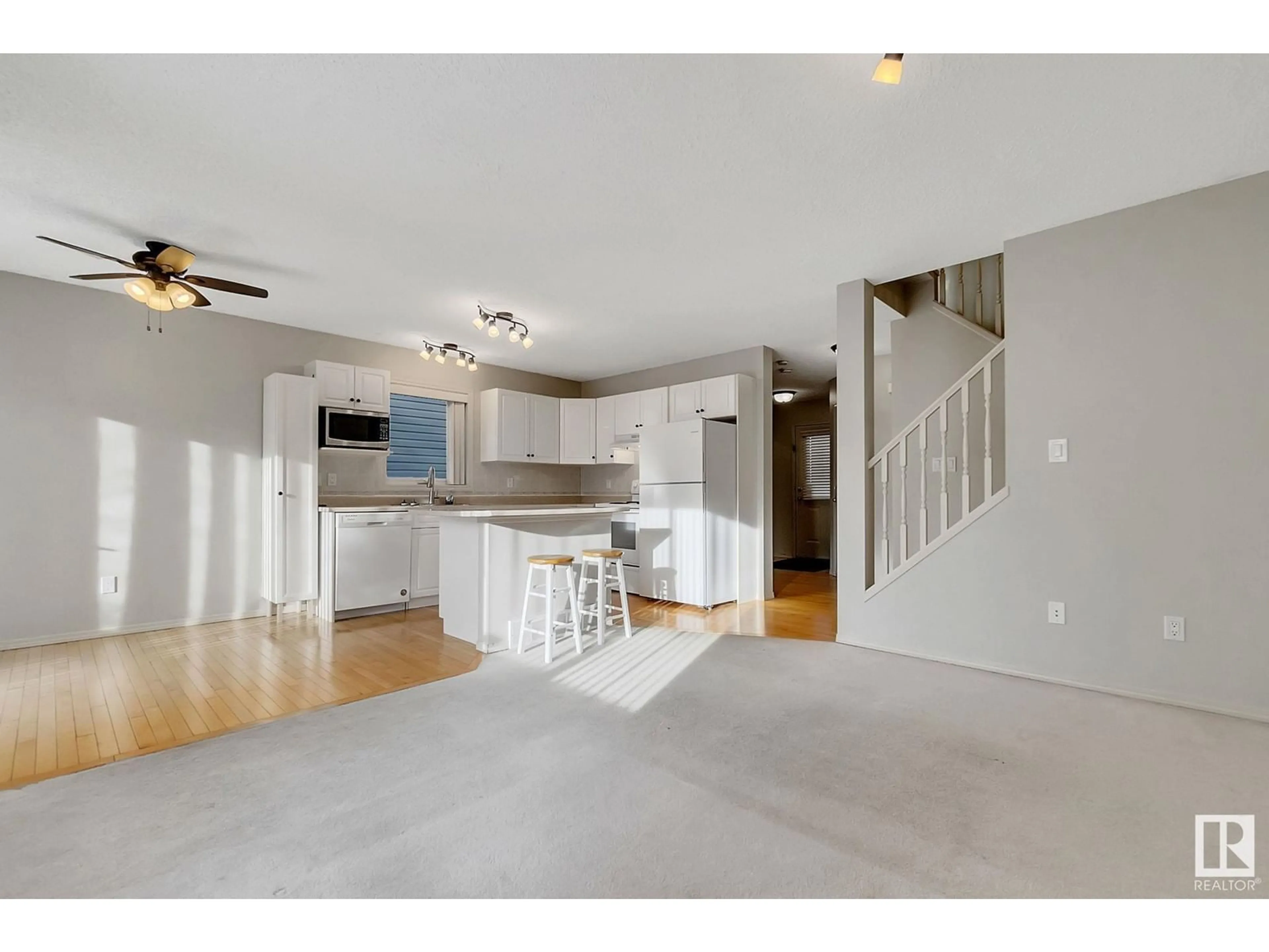 Open concept kitchen, unknown for #8 4020 21 ST NW, Edmonton Alberta T6T1T8