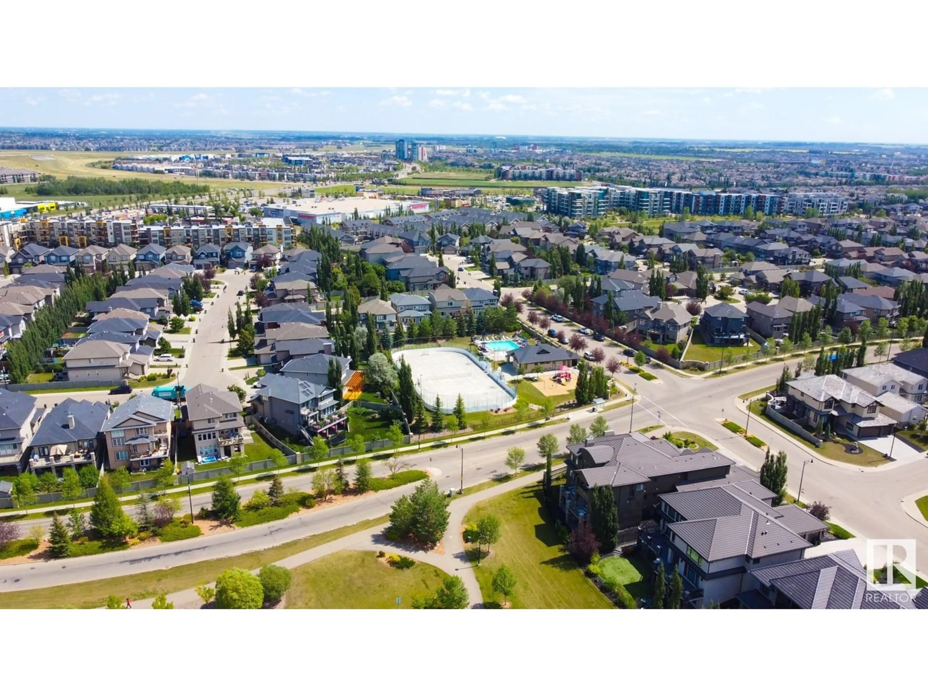 A pic from outside/outdoor area/front of a property/back of a property/a pic from drone, unknown for 3126 WATSON GR SW, Edmonton Alberta T6W0P3