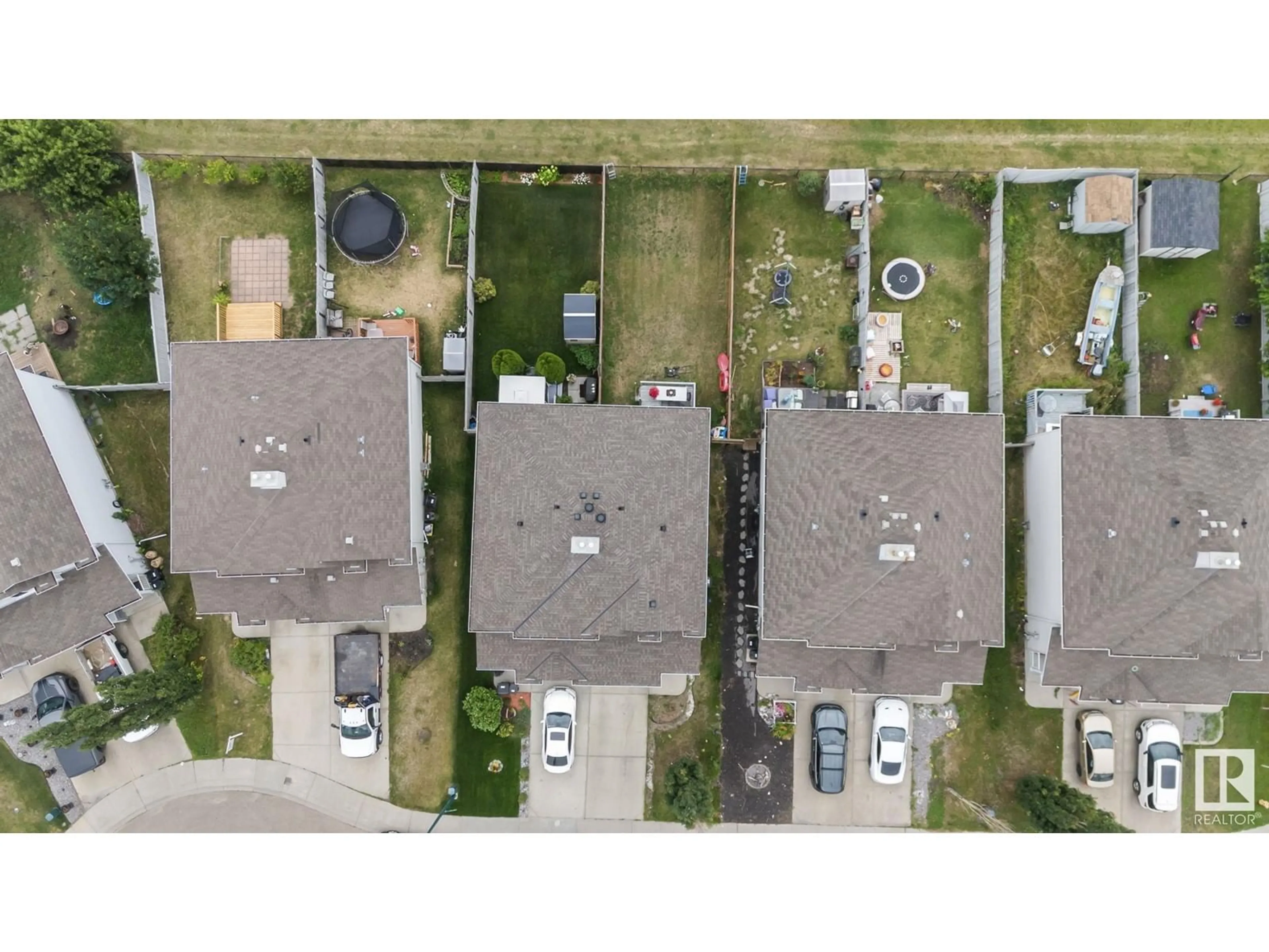 A pic from outside/outdoor area/front of a property/back of a property/a pic from drone, street for 5523 163 AV NW, Edmonton Alberta T5Y3L2