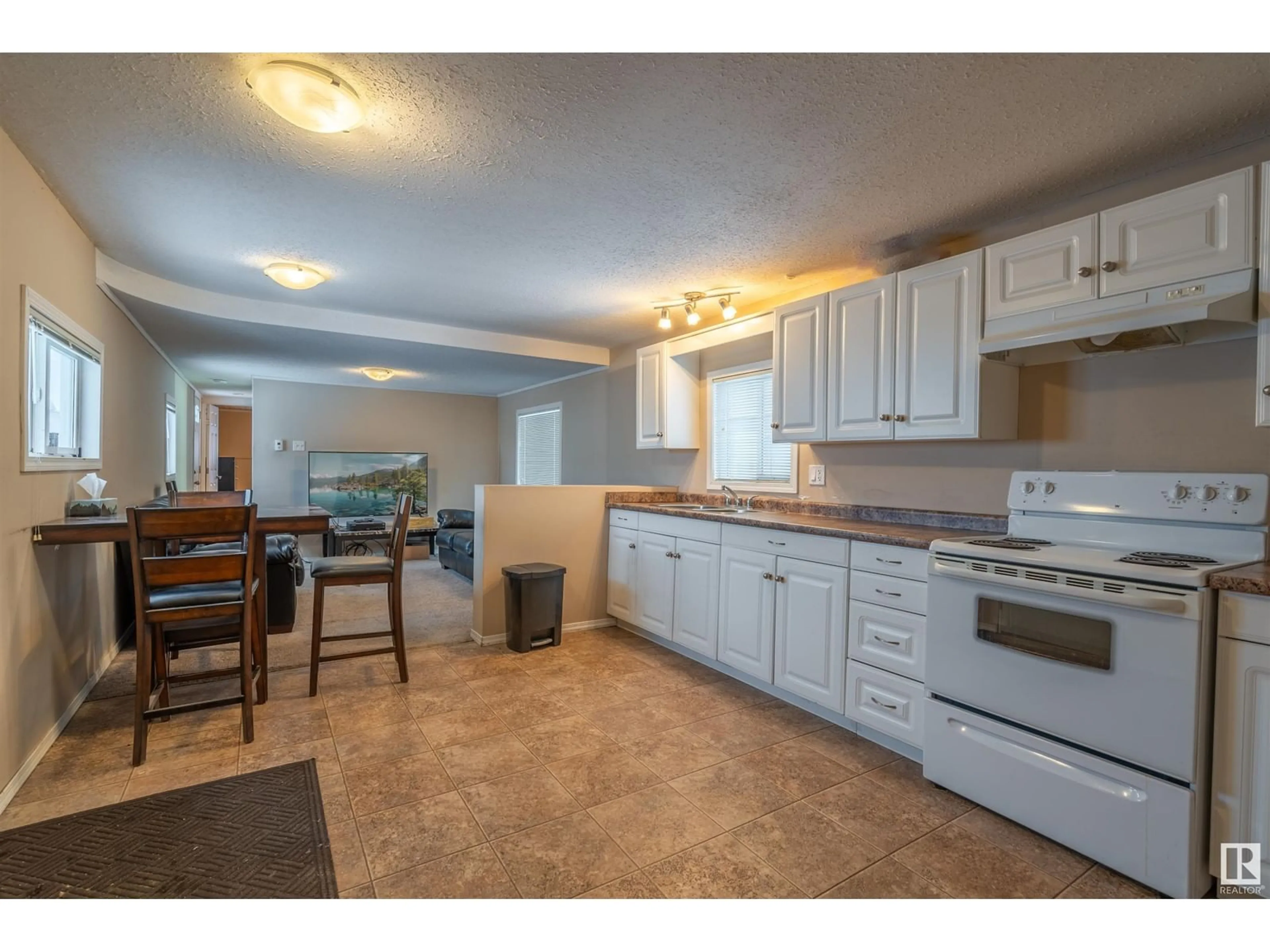 Open concept kitchen, ceramic/tile floor for 63 4405 50 AV, Cold Lake Alberta T9M1Z4