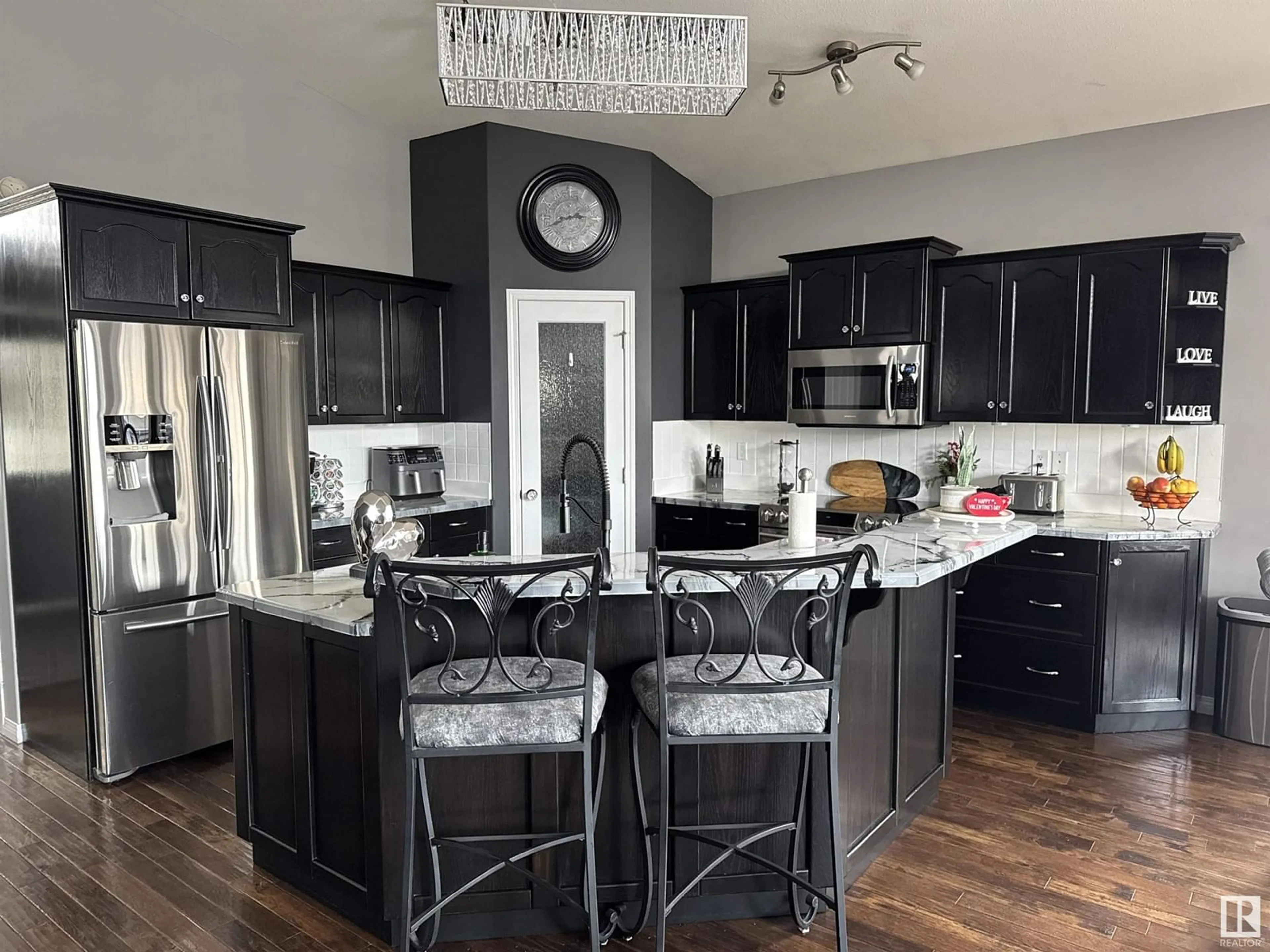 Contemporary kitchen, unknown for 3810 44A AV, Drayton Valley Alberta T7A1V9