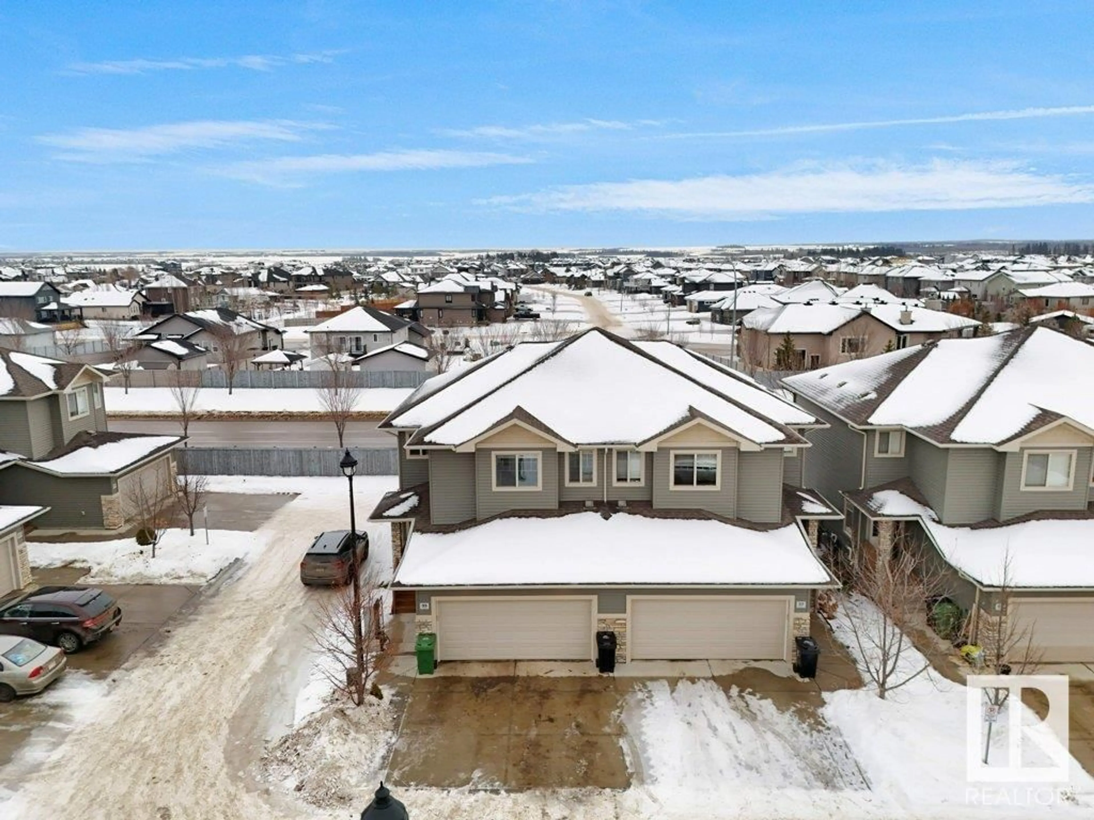 A pic from outside/outdoor area/front of a property/back of a property/a pic from drone, street for #99 8602 SOUTHFORT BV, Fort Saskatchewan Alberta T8L0J8