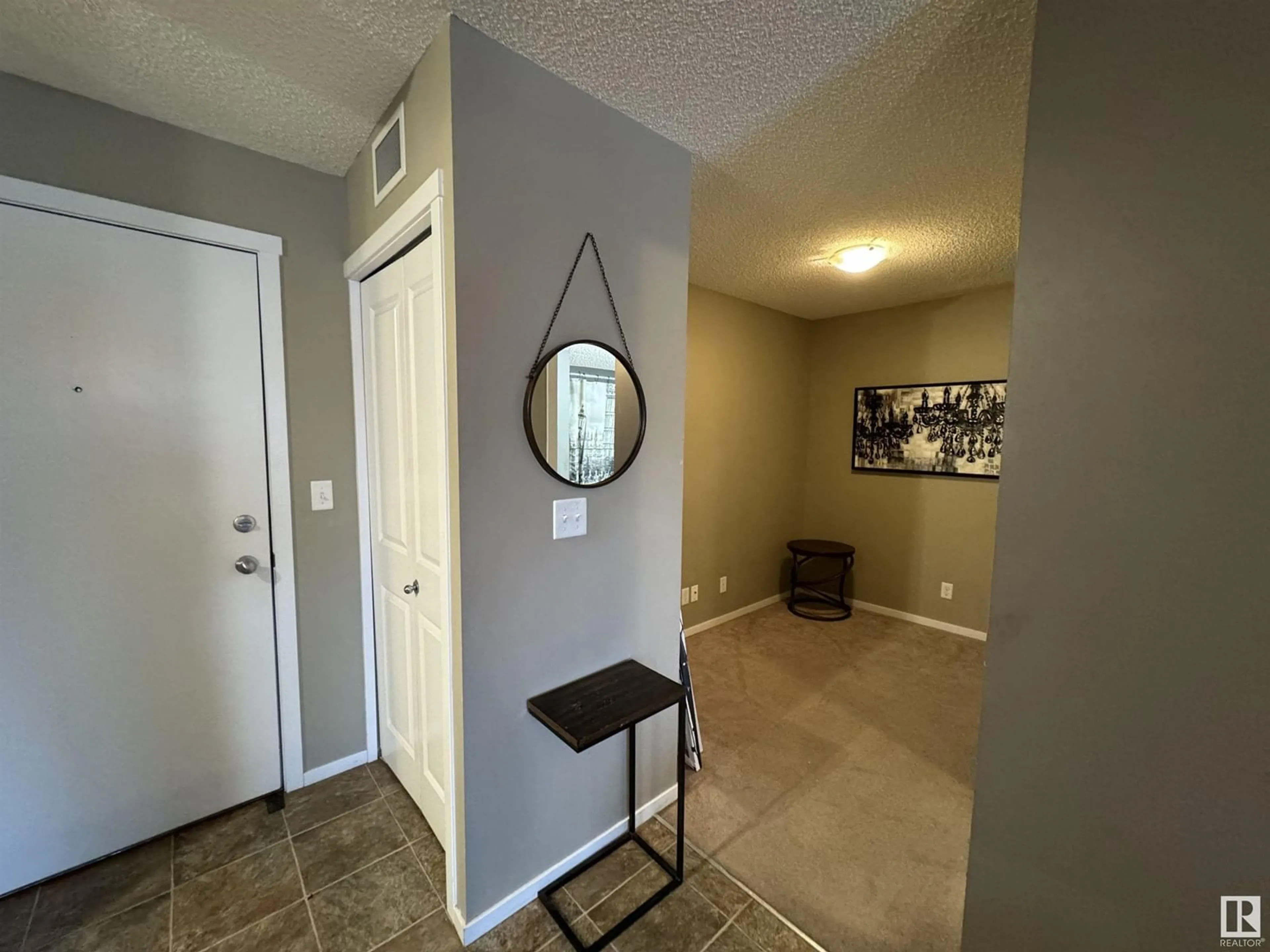 Indoor entryway for #206 5370 CHAPPELLE RD SW, Edmonton Alberta T6W3L5