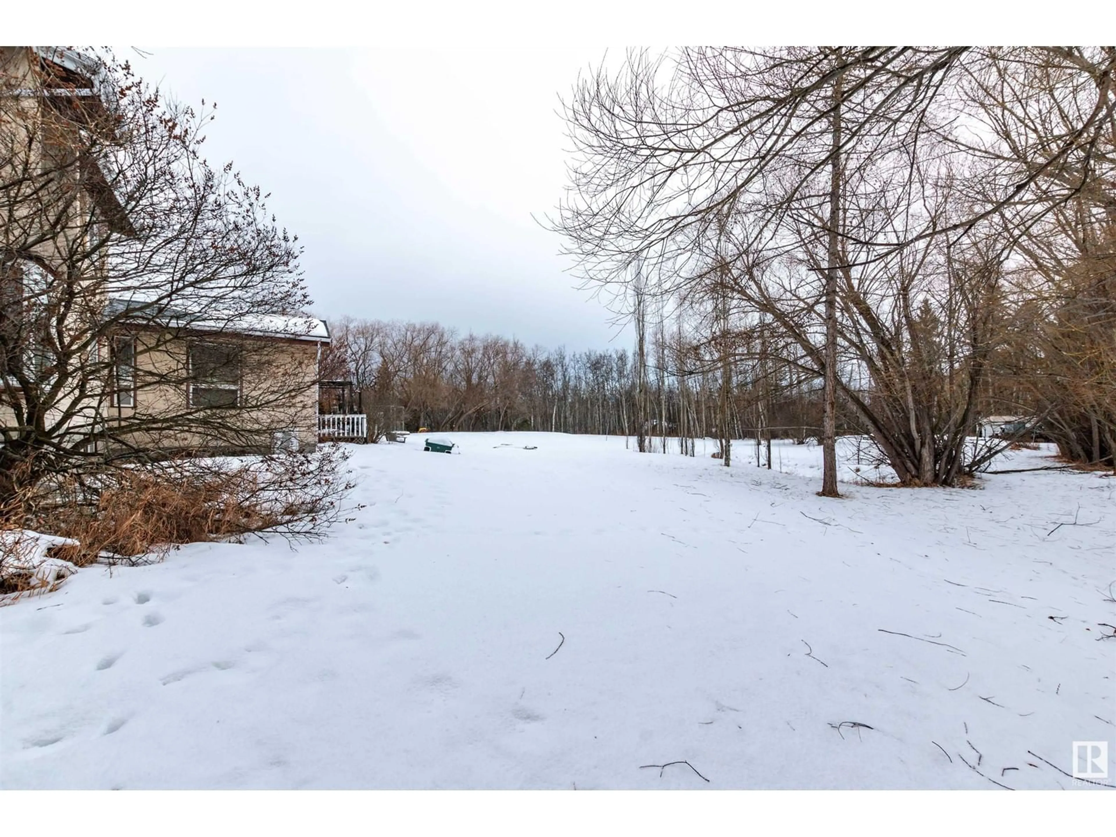 Shed for 38 52242 RR 223, Rural Strathcona County Alberta T8C1B2