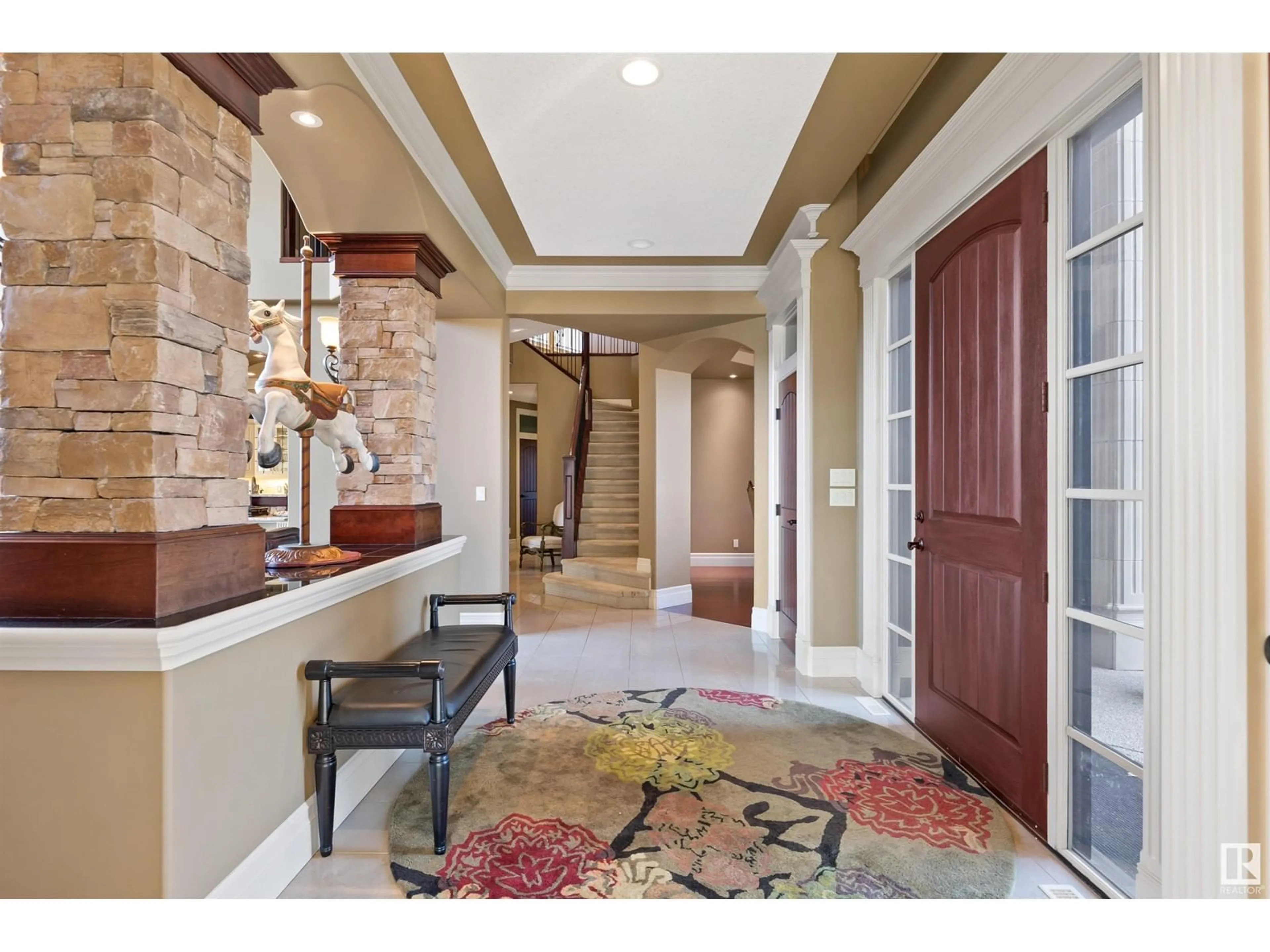 Indoor entryway for 129 RIVERVIEW CR, Rural Sturgeon County Alberta T8T0B9