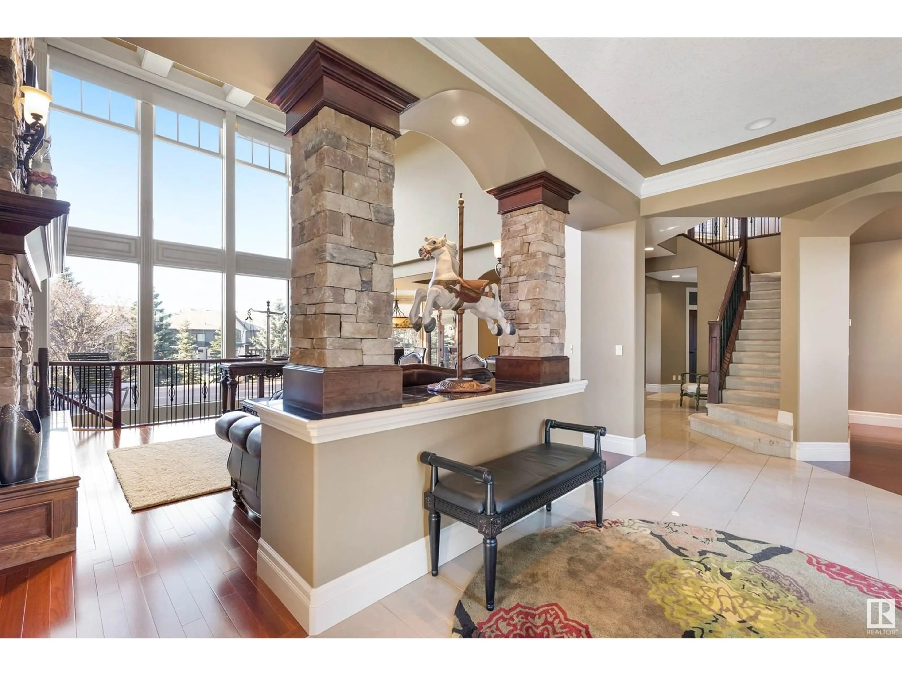 Indoor entryway for 129 RIVERVIEW CR, Rural Sturgeon County Alberta T8T0B9