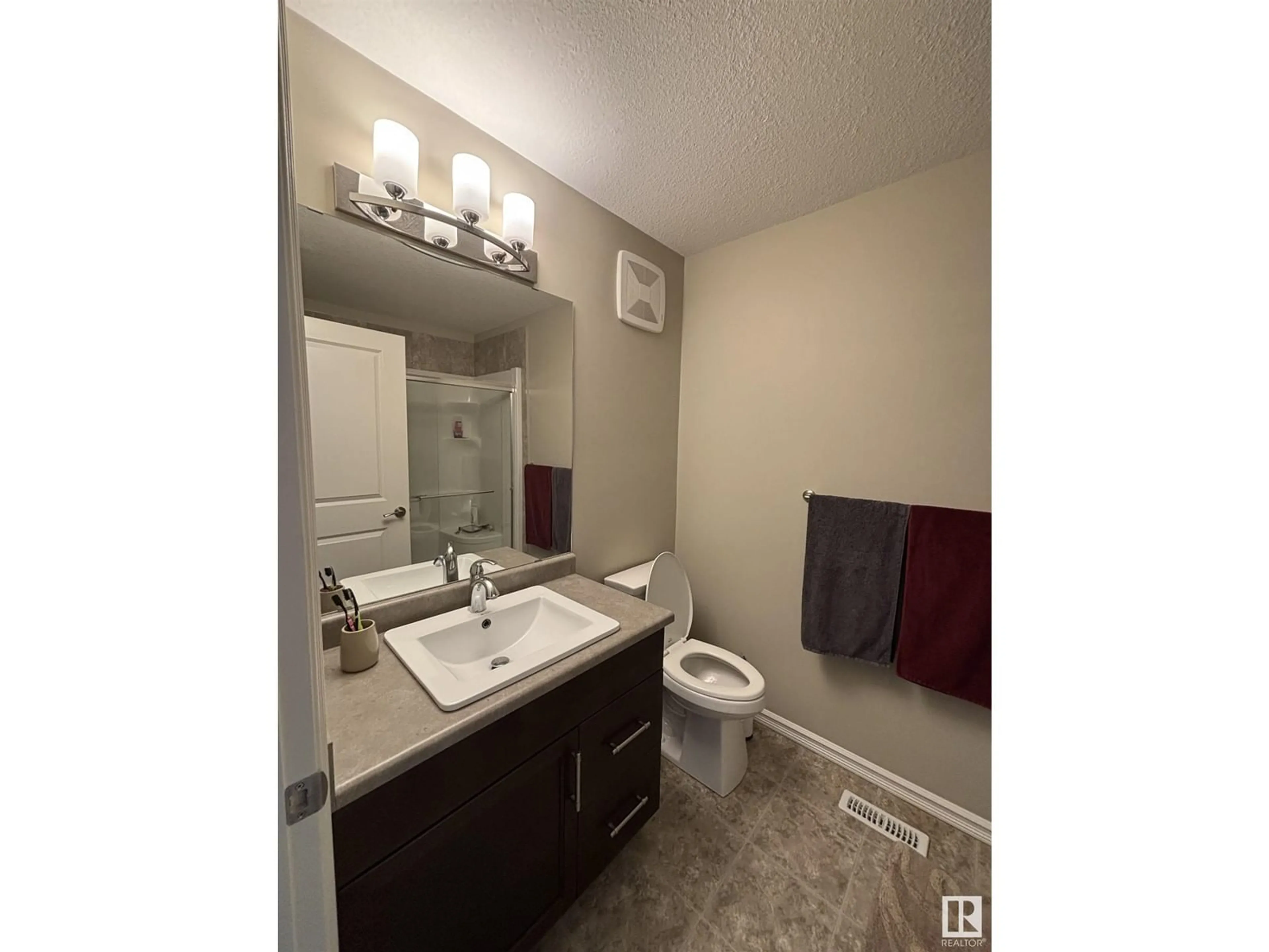 Standard bathroom, unknown for 316 DESROCHERS BV SW SW, Edmonton Alberta T5W3H9