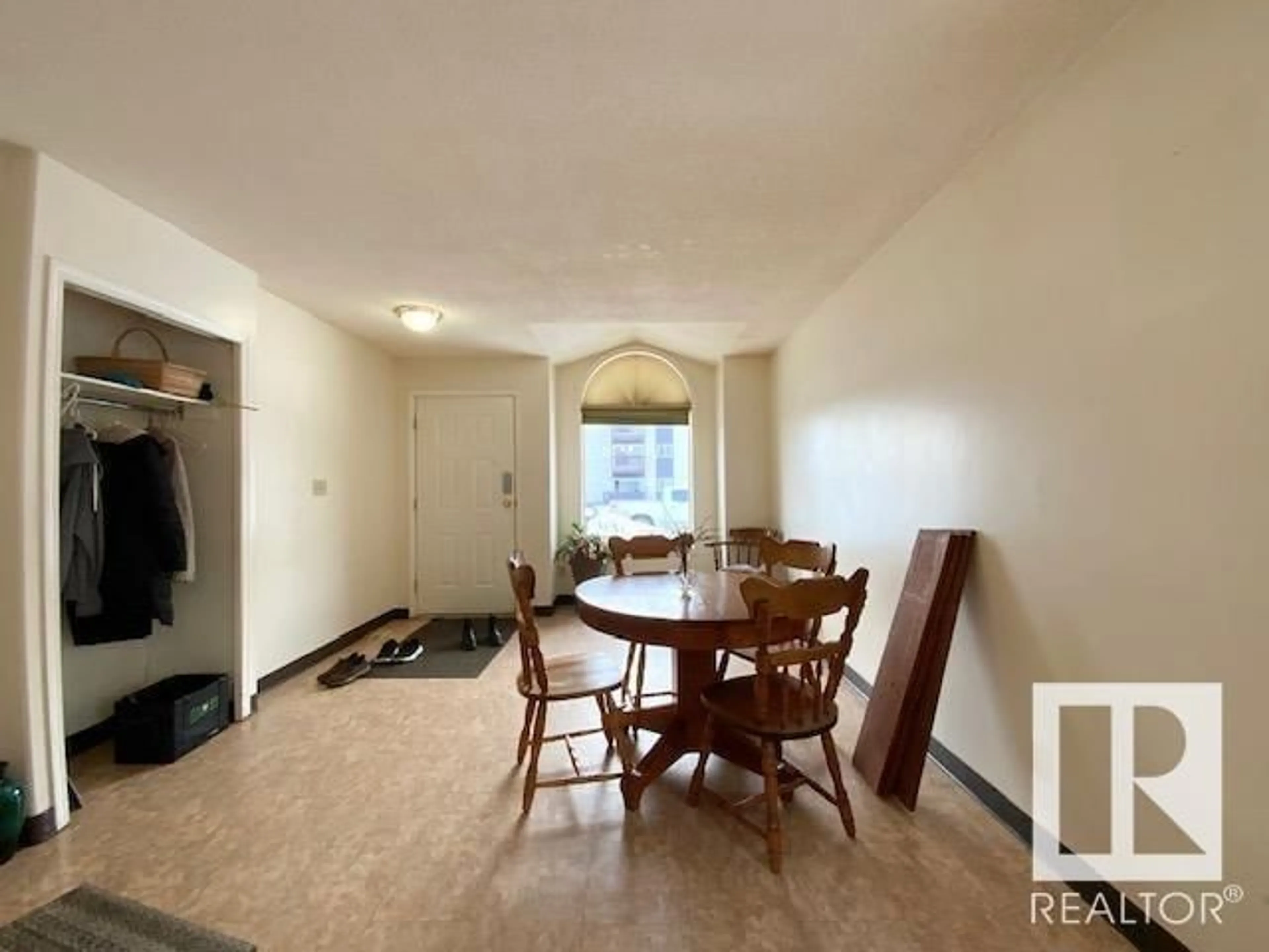 Dining room, floor is not visible for 5106 56 AV, Wetaskiwin Alberta T9A3N5