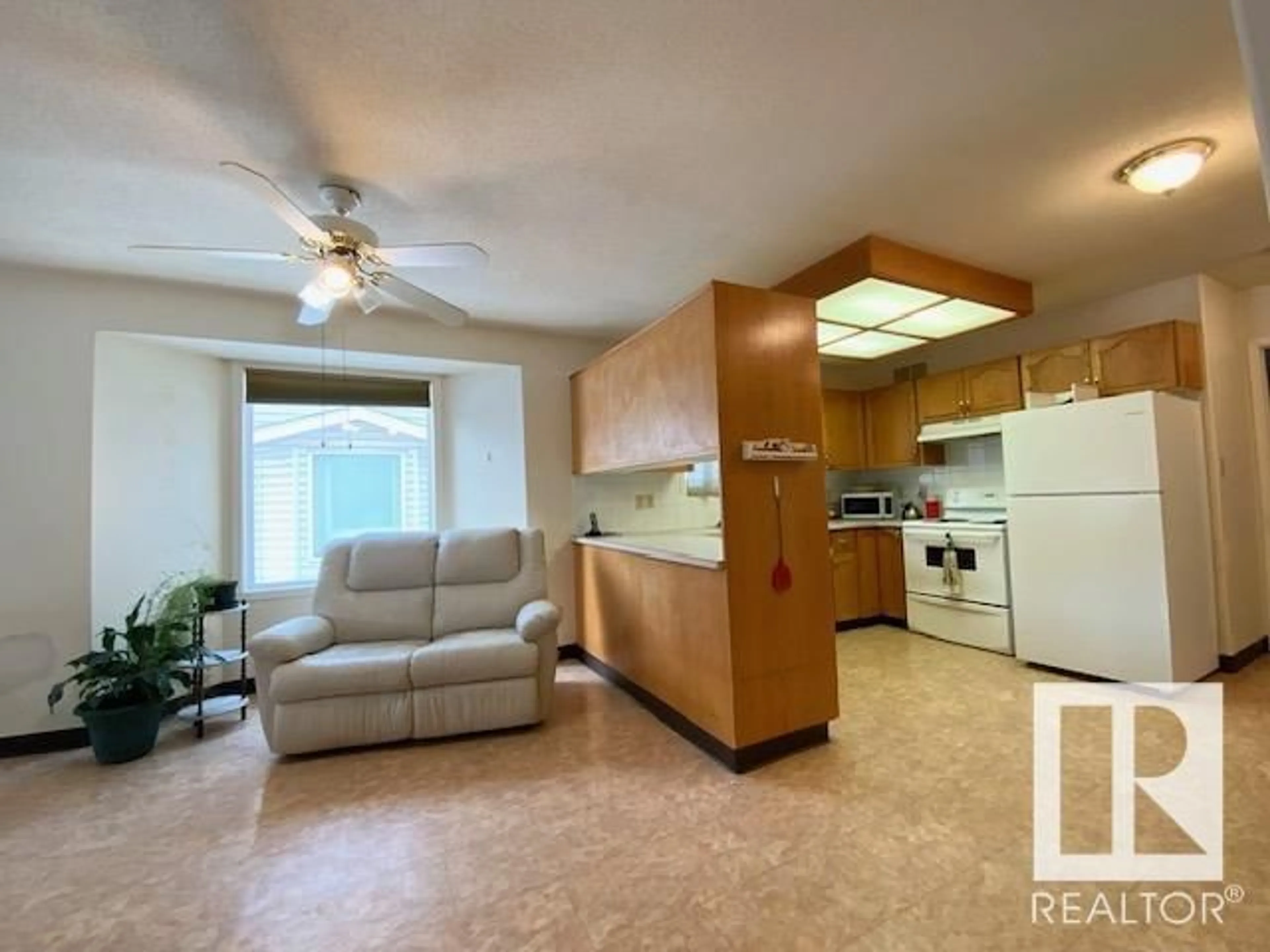 A pic of a room for 5106 56 AV, Wetaskiwin Alberta T9A3N5