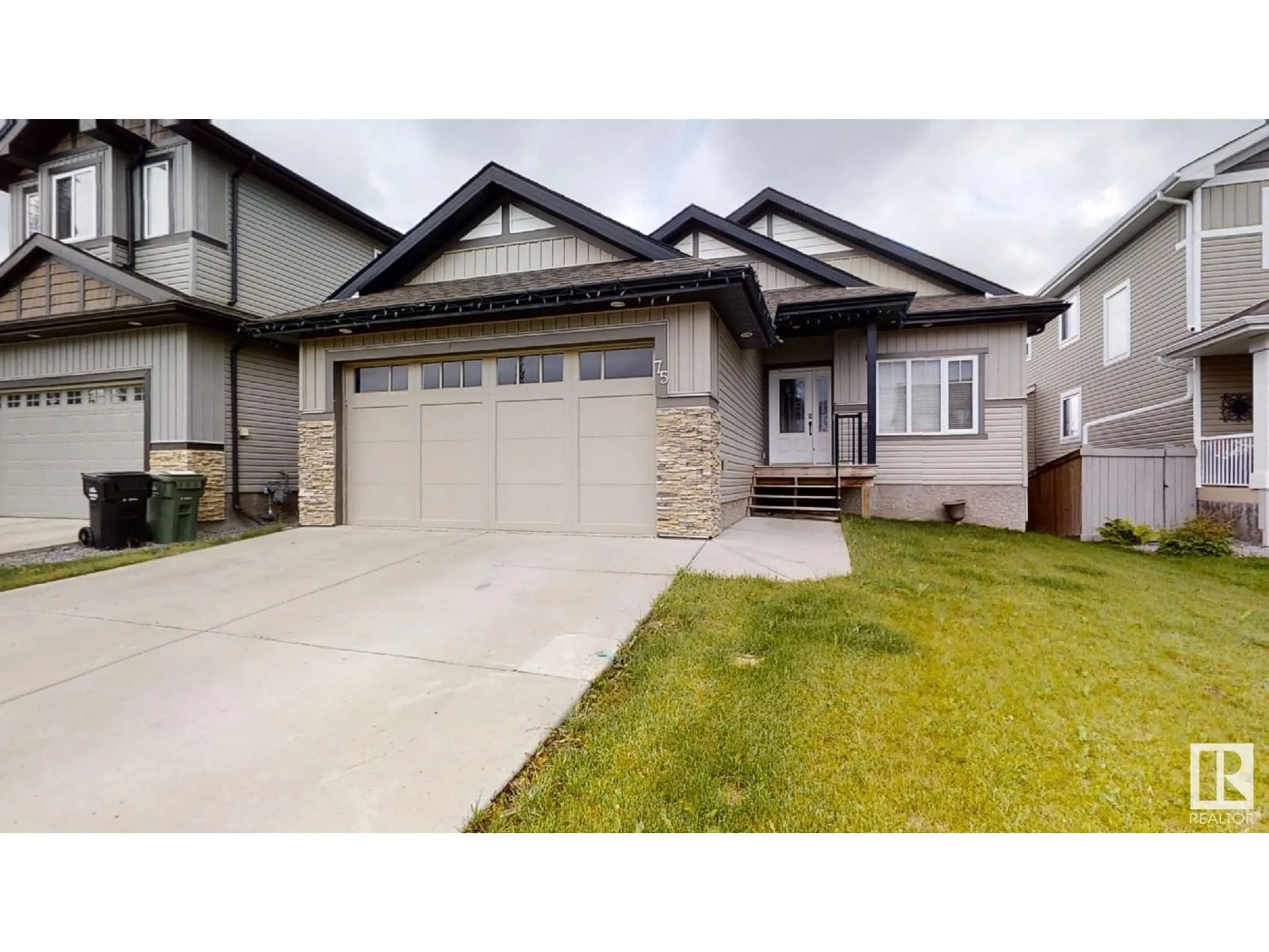 Home with vinyl exterior material, street for 75 SELKIRK PL, Leduc Alberta T9E0L5