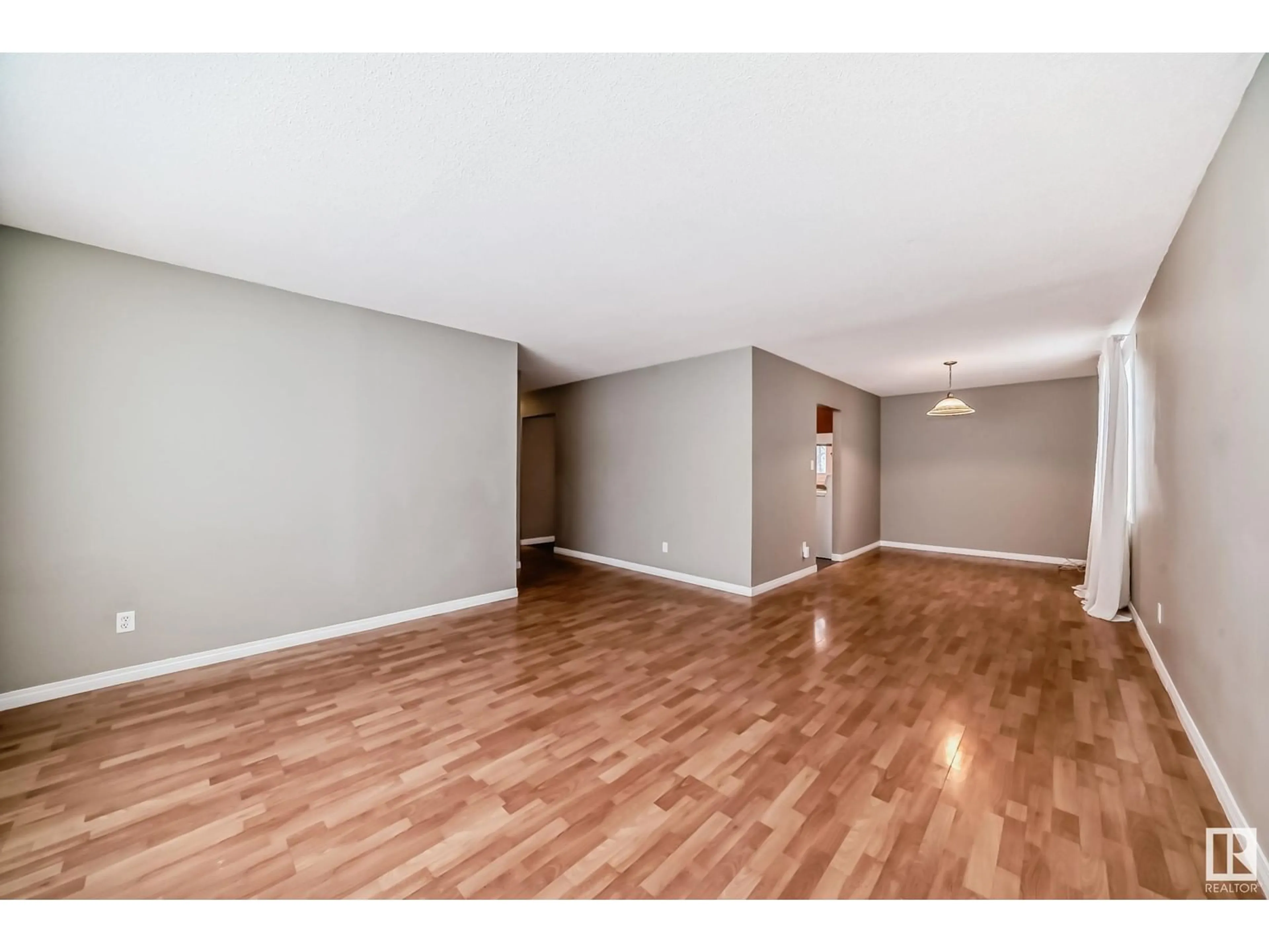 A pic of a room for 3 ROSEWOOD PL, Sherwood Park Alberta T8A2H3