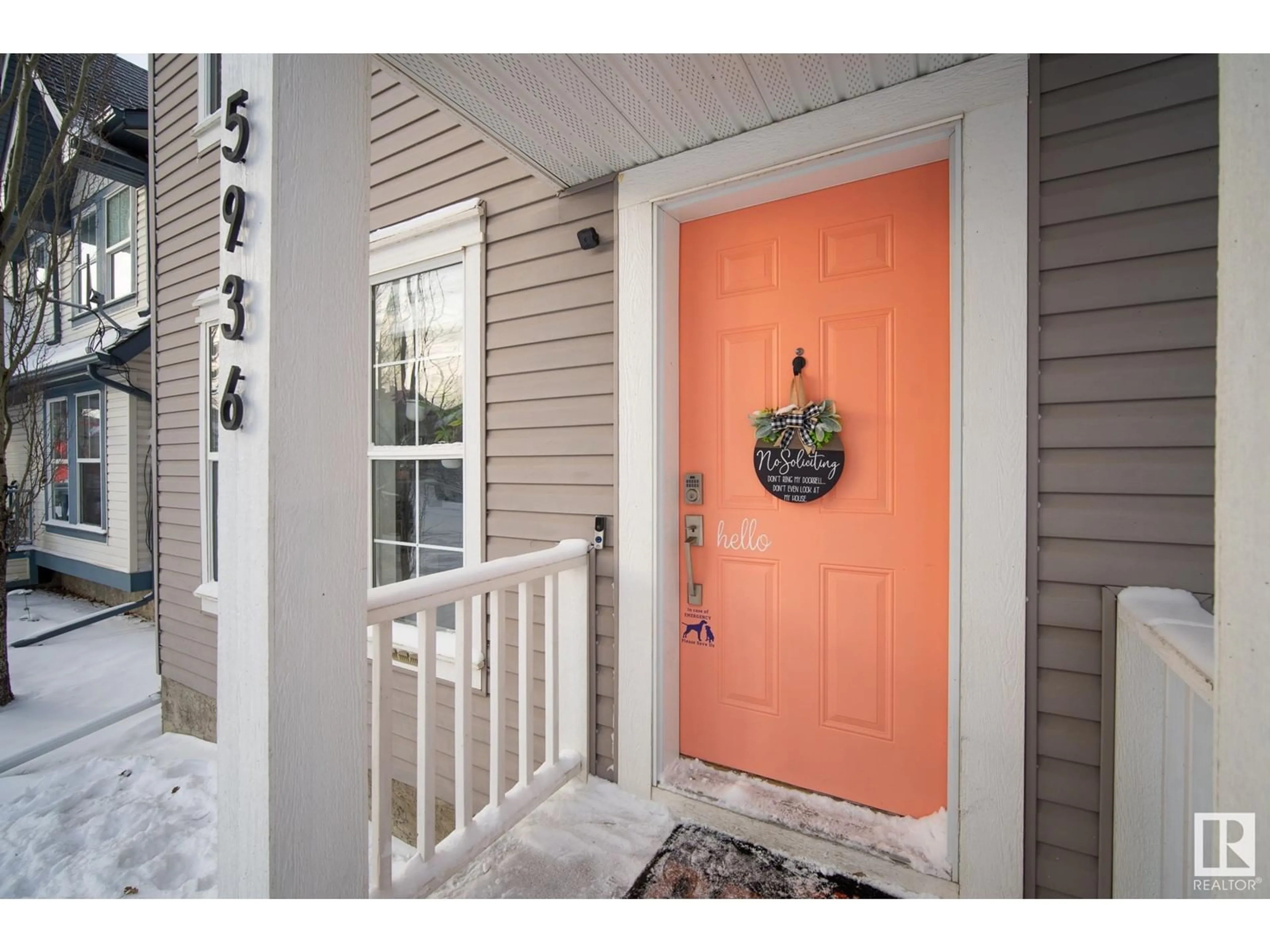 Indoor entryway for 5936 SOUTH TERWILLEGAR BV NW, Edmonton Alberta T6R0A6