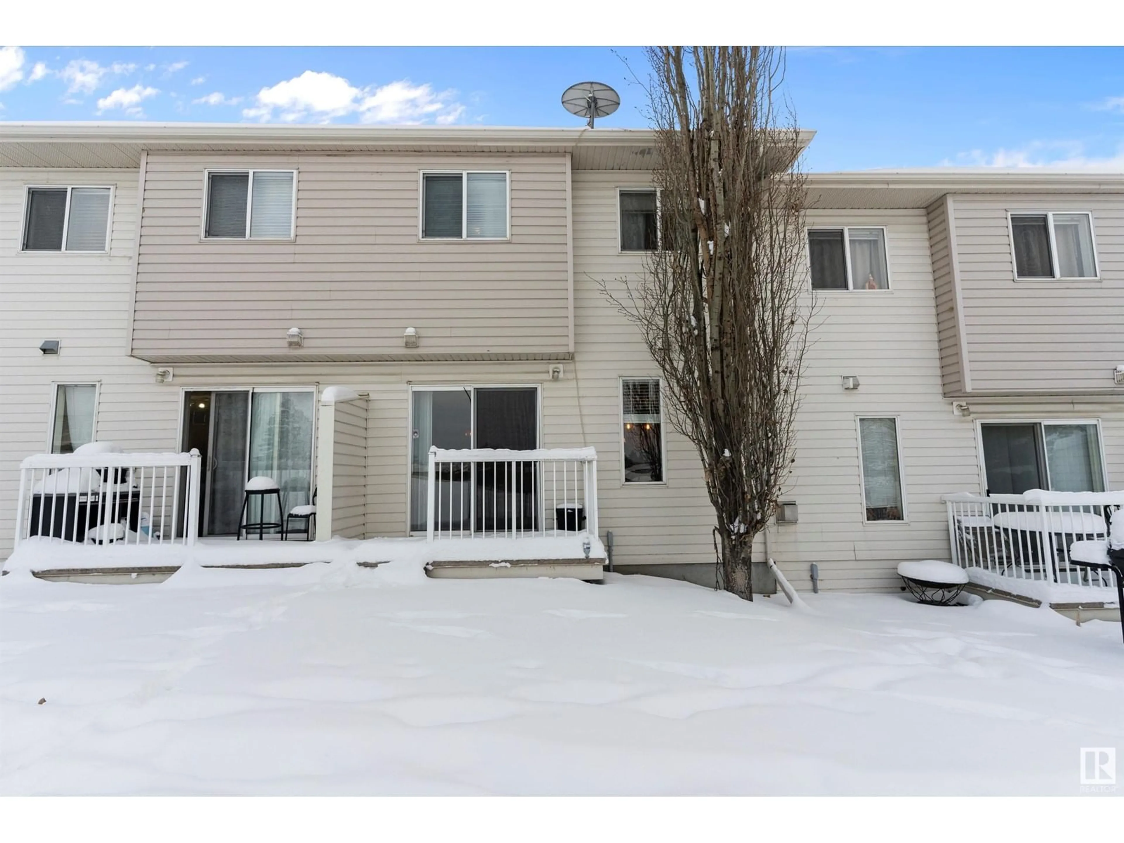 Patio, mountain view for #3 451 HYNDMAN CR NW NW, Edmonton Alberta T5A5J3