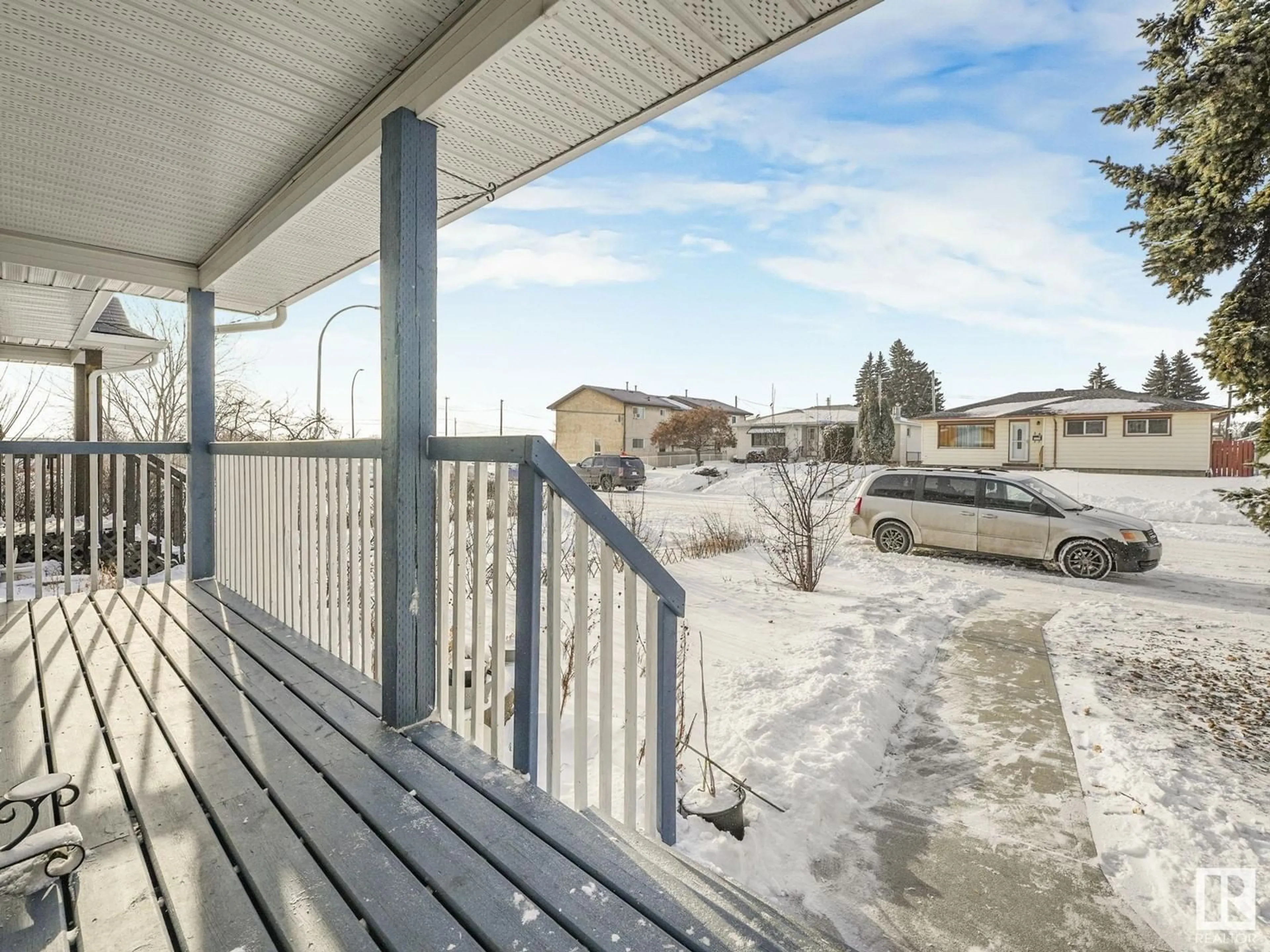 Balcony in the apartment, water/lake/river/ocean view for 12729 86 ST NW, Edmonton Alberta T5E3A7