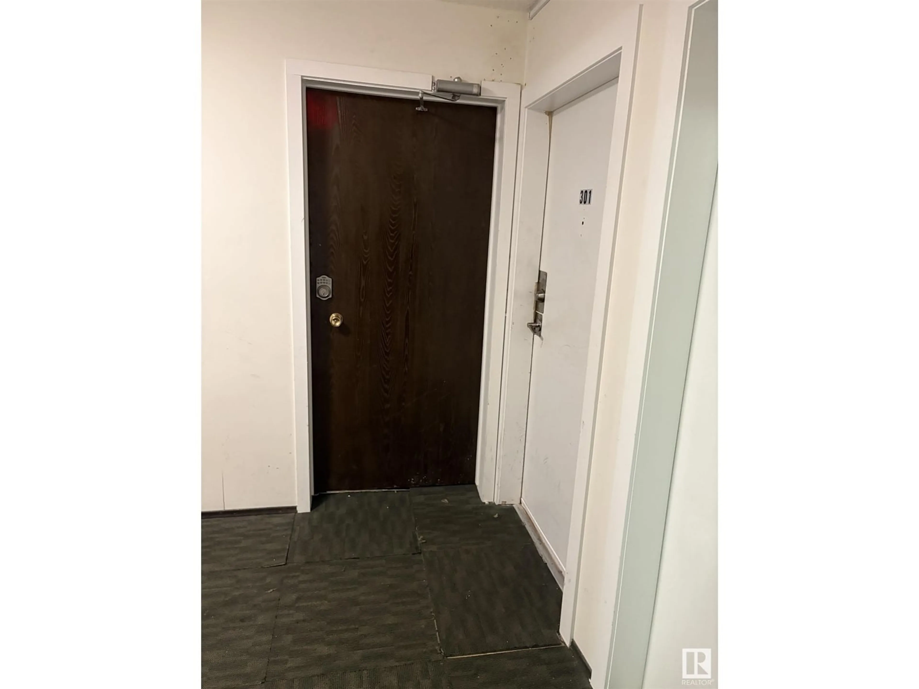 Unknown for #301 - 11919 82 ST, Edmonton Alberta T5B2W4