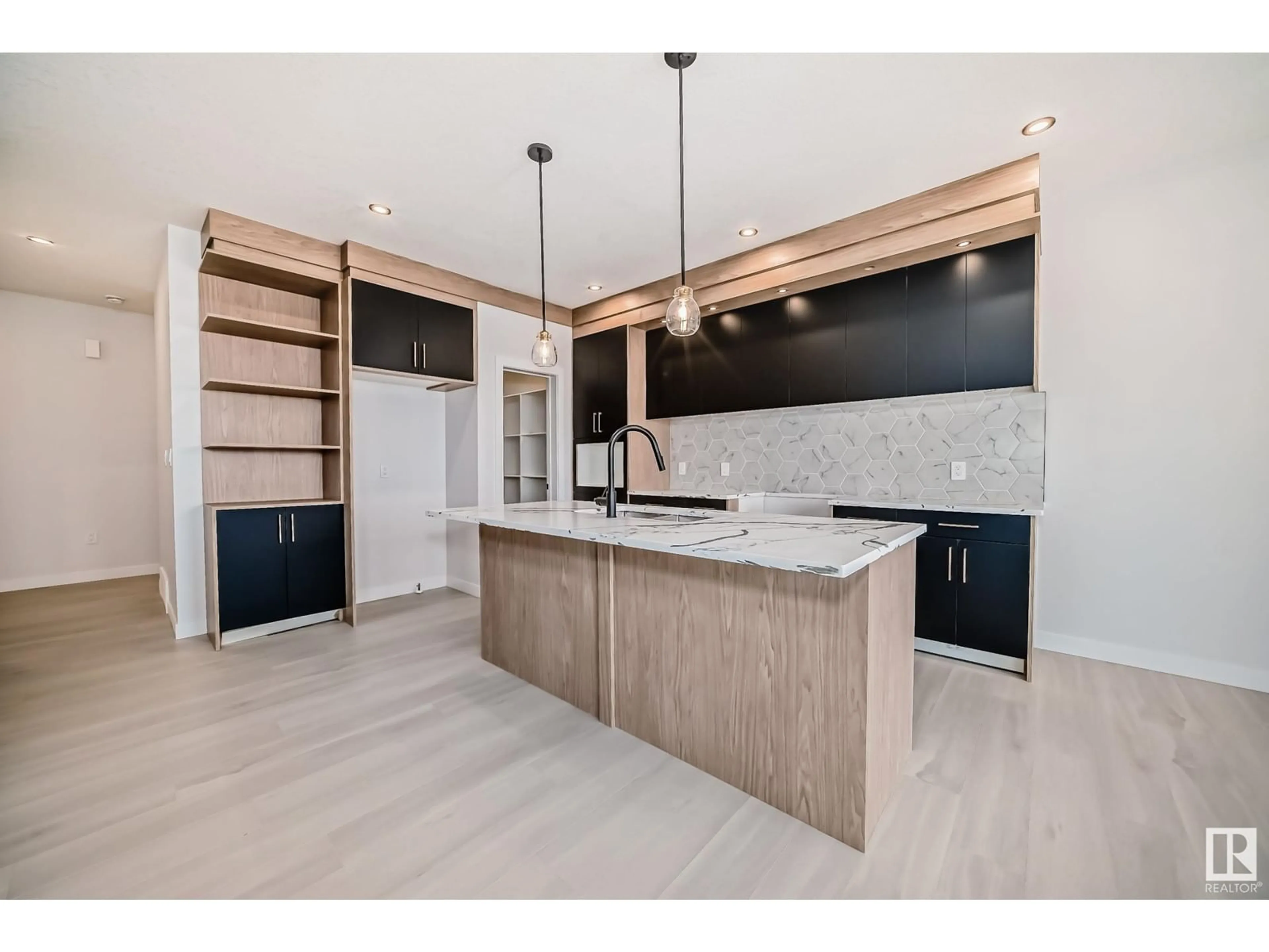 Open concept kitchen, unknown for 65 ASHBURY CR, Spruce Grove Alberta T7X3C6