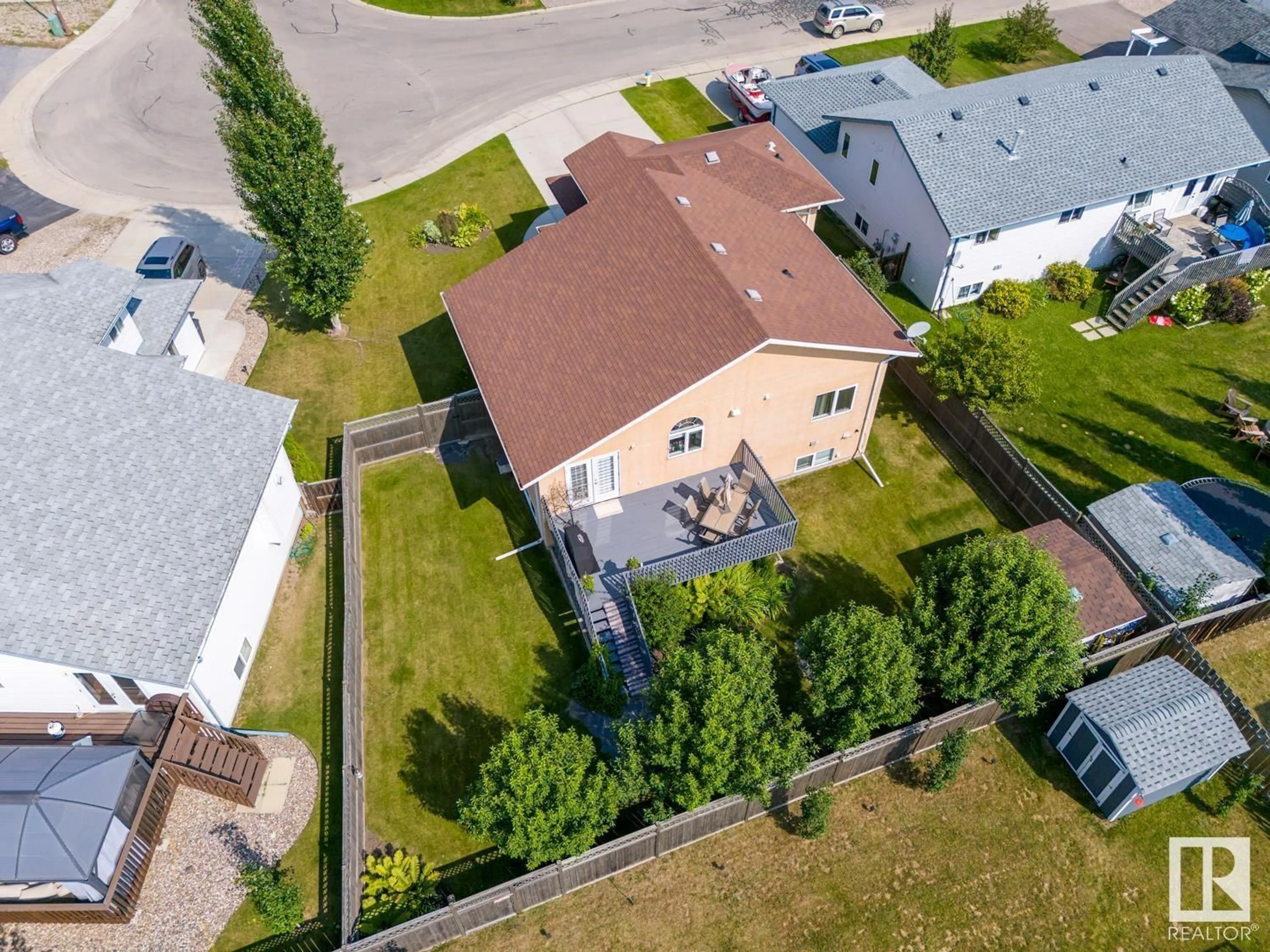 A pic from outside/outdoor area/front of a property/back of a property/a pic from drone, street for 2614 6 AV, Cold Lake Alberta T9M2C7