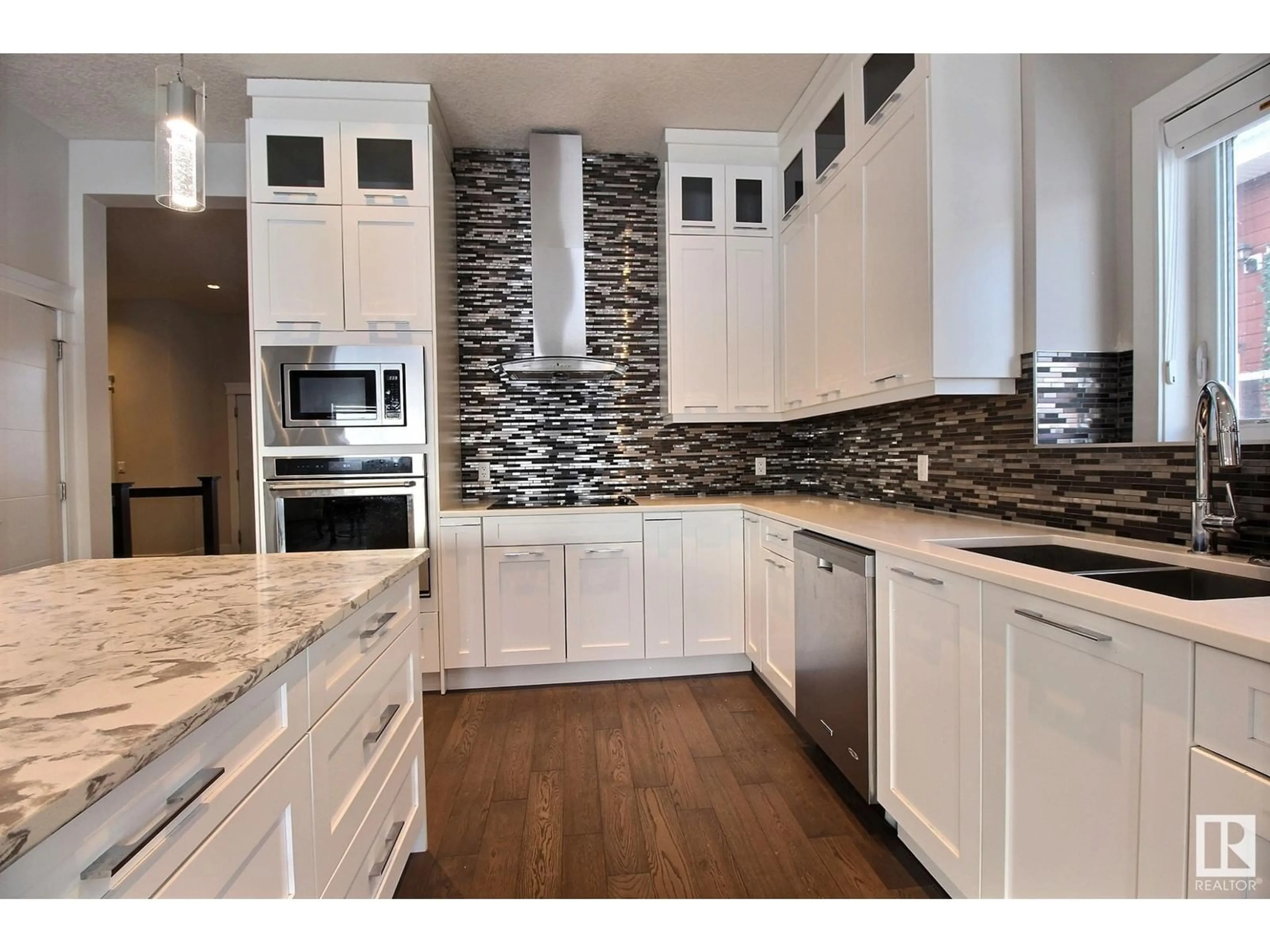 Contemporary kitchen, ceramic/tile floor for #353 51101 RGE ROAD 222, Rural Strathcona County Alberta T8C1G9