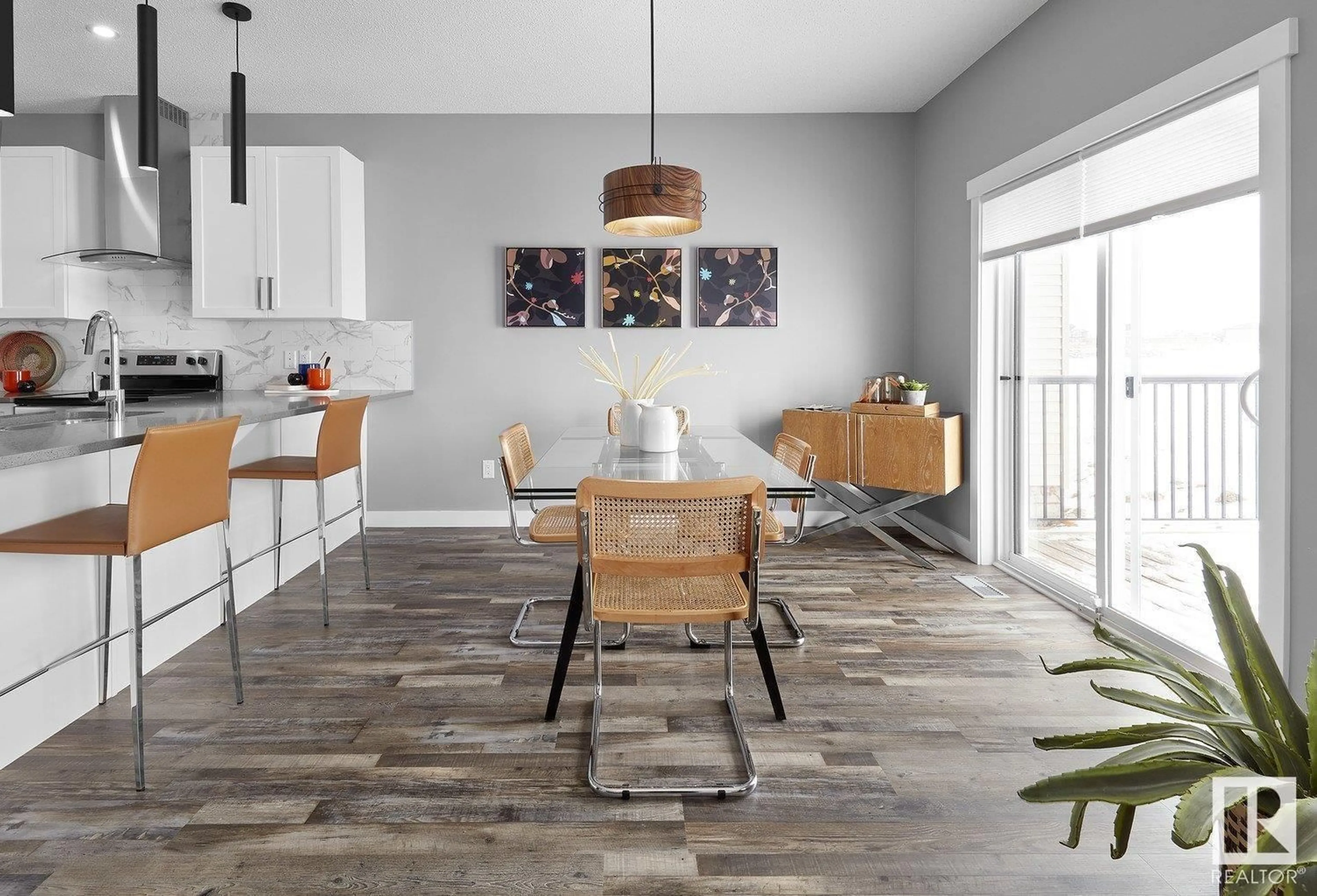 Dining room, ceramic/tile floor for 21340 38 AV NW, Edmonton Alberta T6M1S4