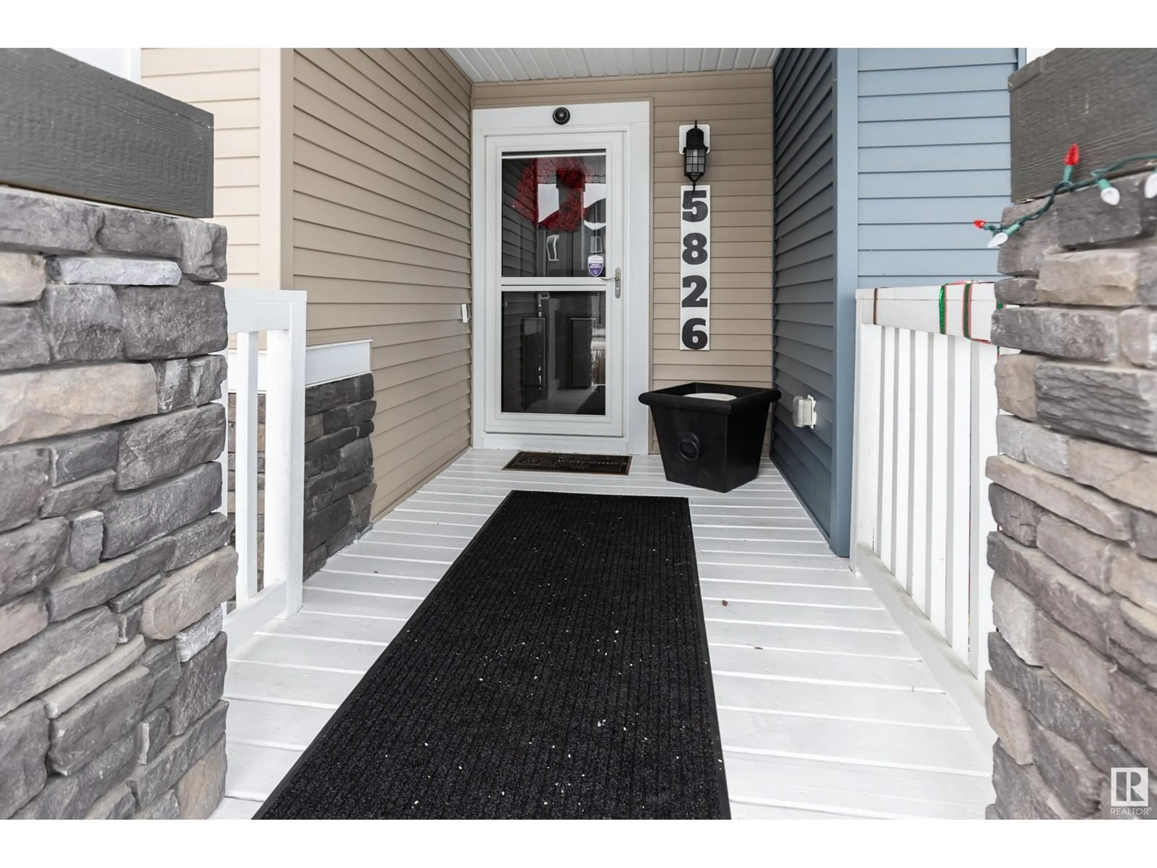 Indoor entryway for 5826 65 ST, Beaumont Alberta T4X2A5