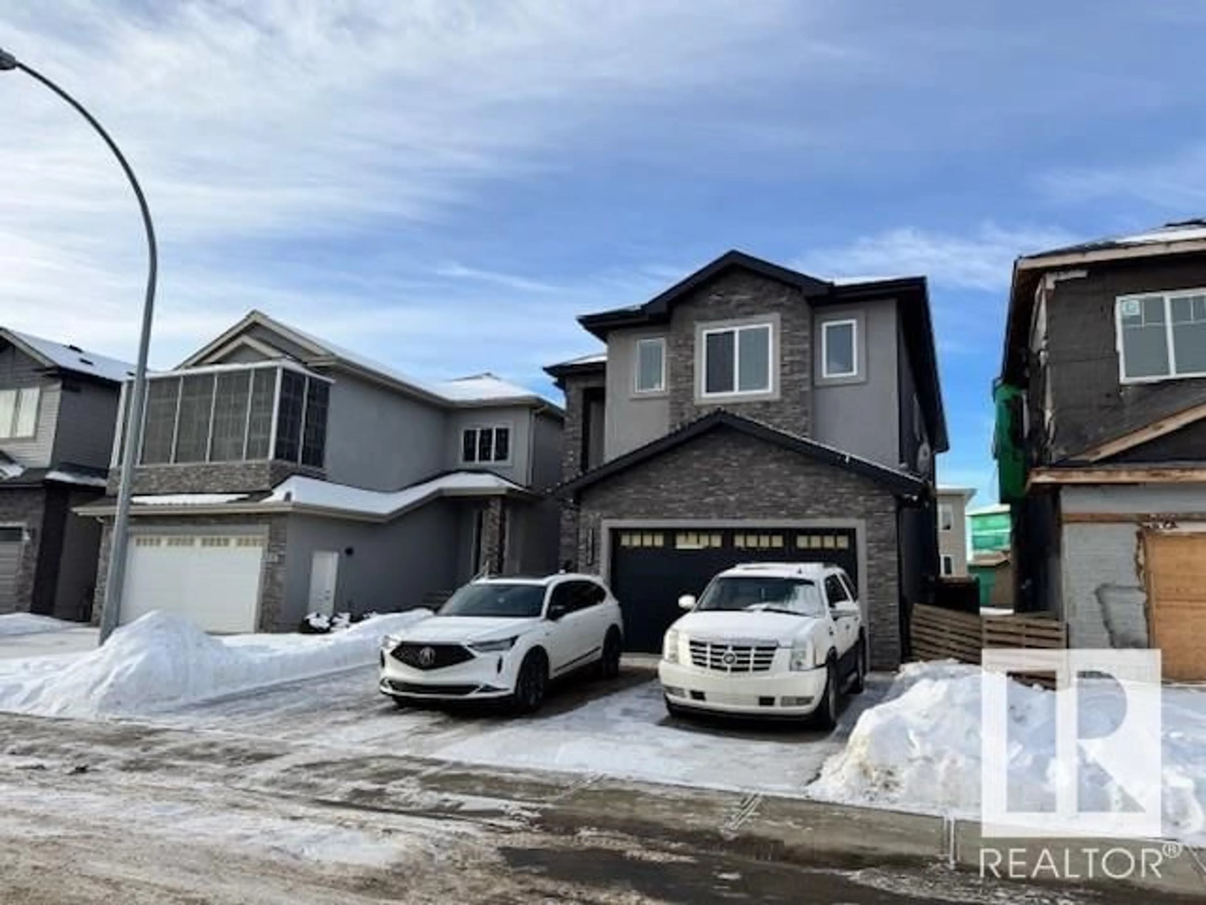 A pic from outside/outdoor area/front of a property/back of a property/a pic from drone, street for 15104 14 ST NW, Edmonton Alberta T5Y3R5