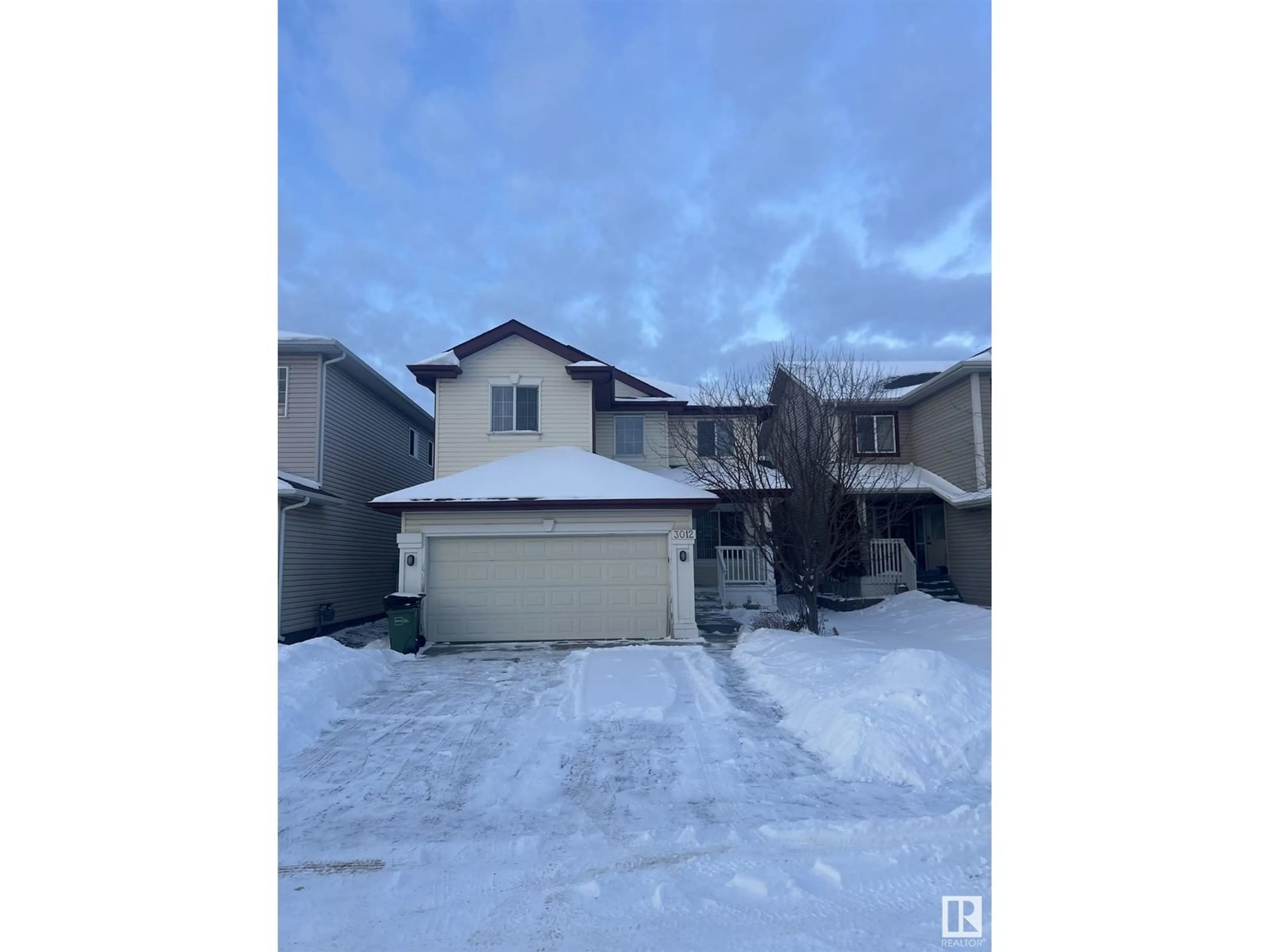 Unknown for 3012 25 AV NW, Edmonton Alberta T6T0C8