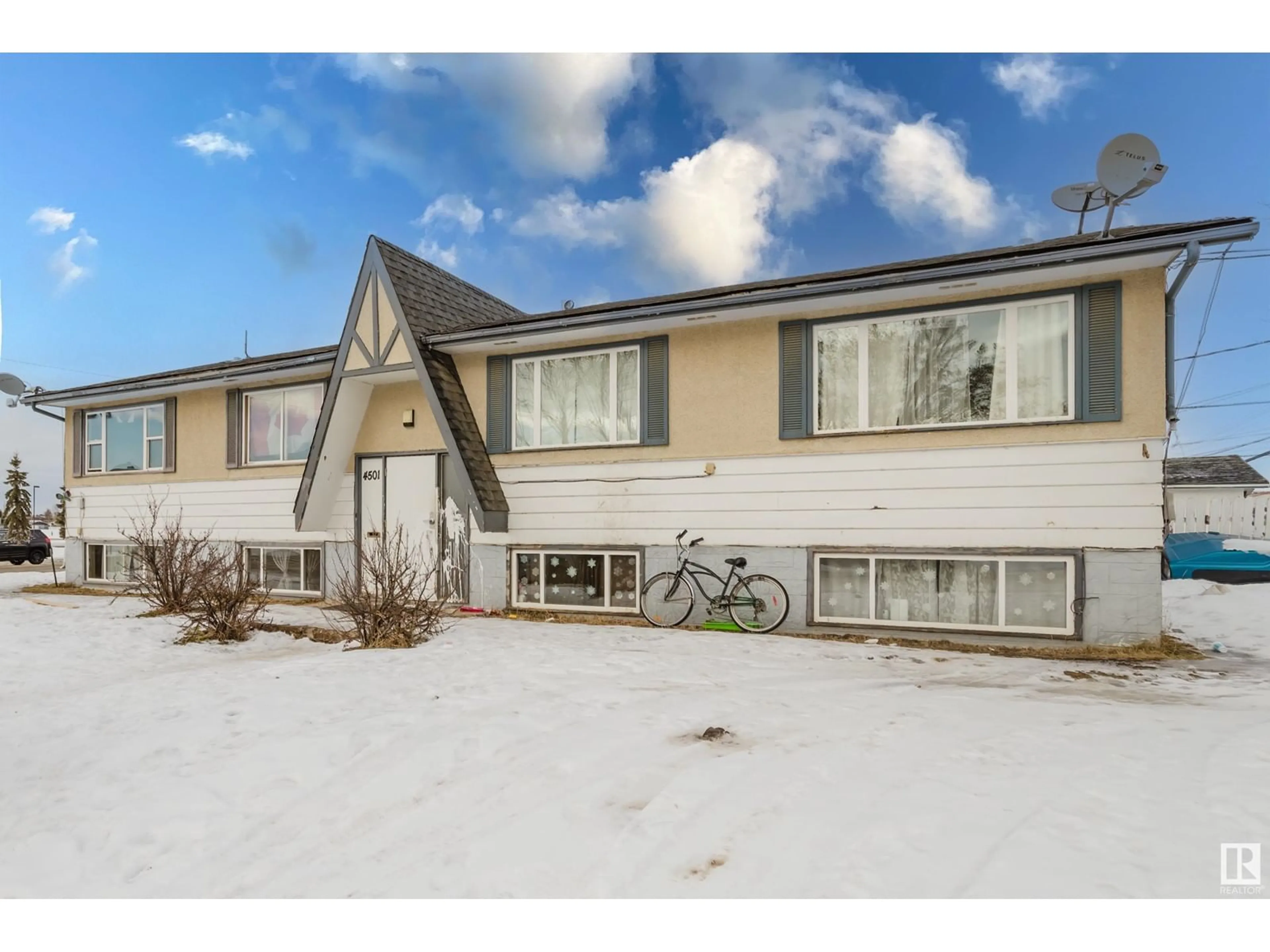 Unknown for 4501 47 ST, Wetaskiwin Alberta T9A1C3