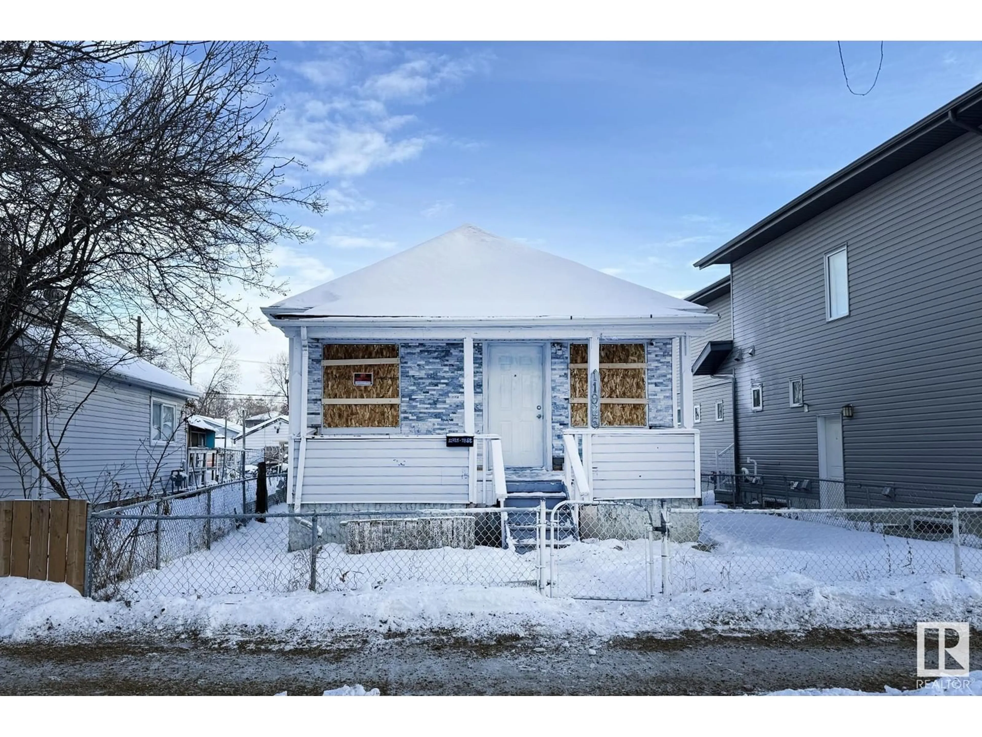 Unknown for 11925 78 ST NW, Edmonton Alberta T5B2J6