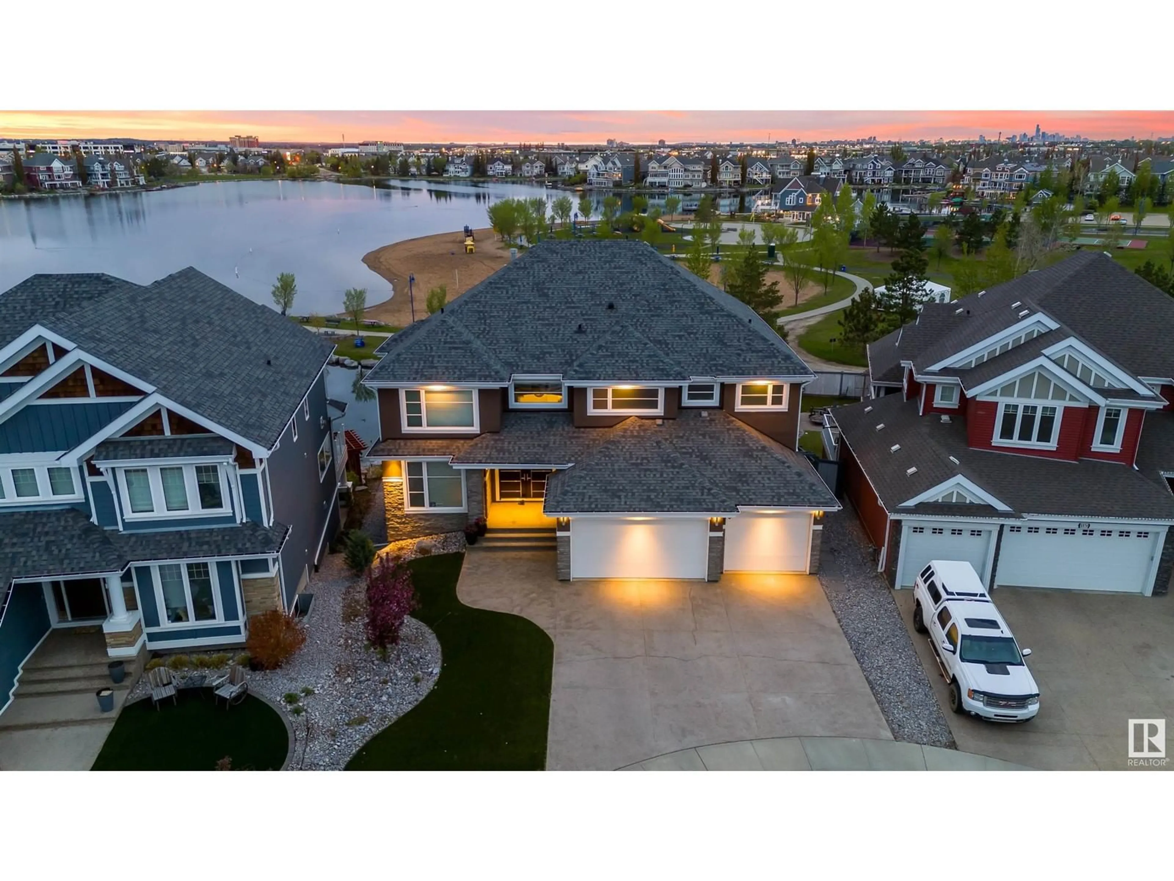 A pic from outside/outdoor area/front of a property/back of a property/a pic from drone, unknown for 8818 19 AV SW, Edmonton Alberta T6X1X6