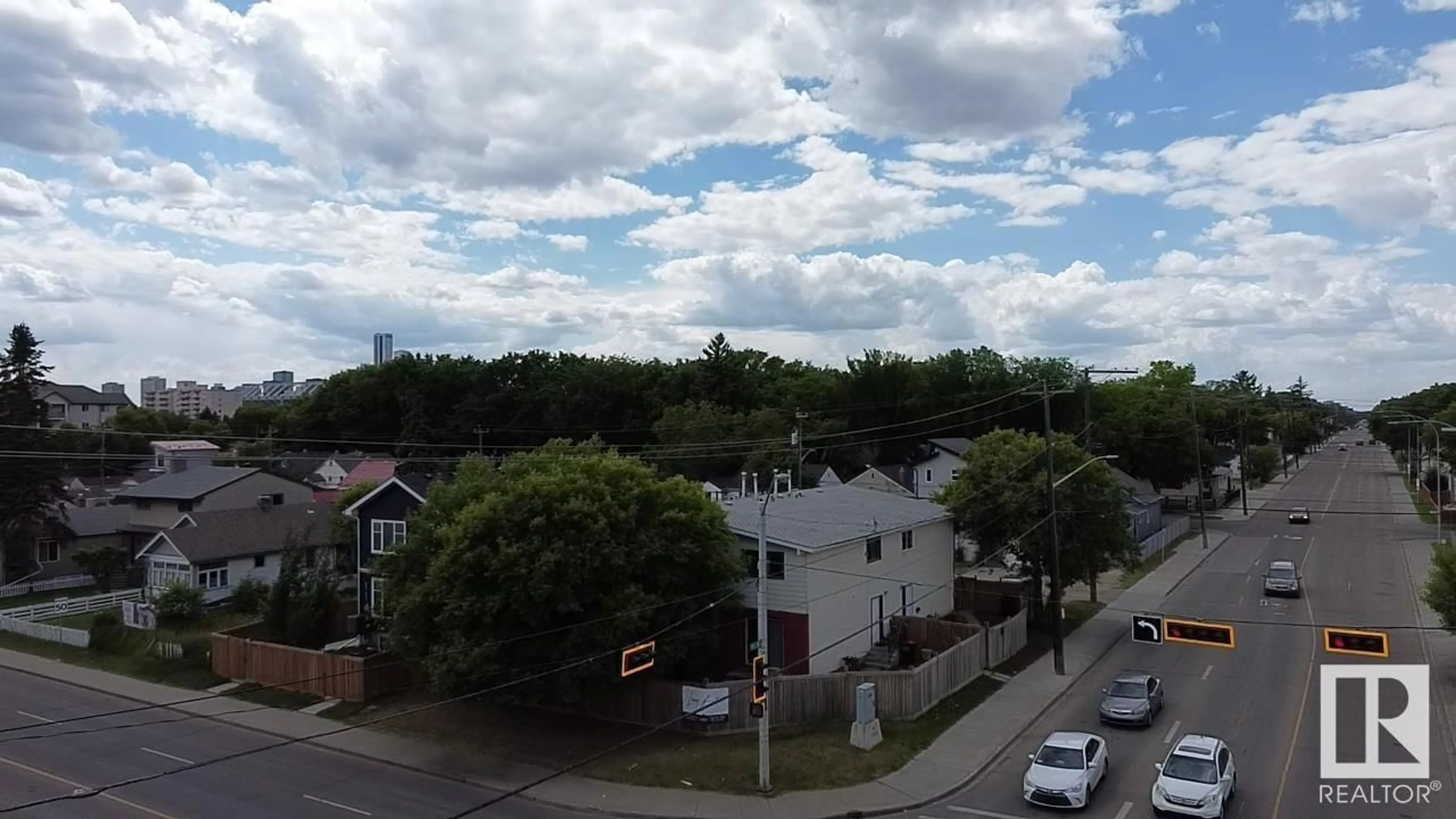 A pic from outside/outdoor area/front of a property/back of a property/a pic from drone, city buildings view from balcony for 8205 115 AV NW, Edmonton Alberta T5B4P1