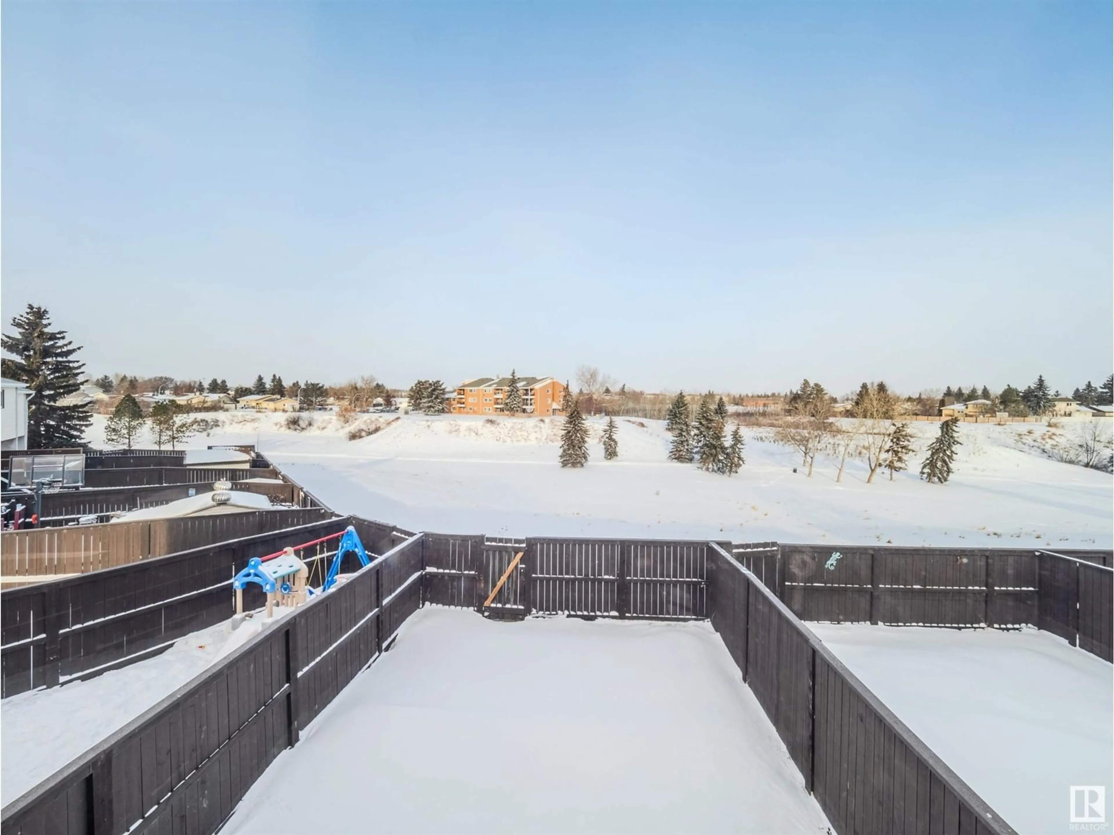 A pic from outside/outdoor area/front of a property/back of a property/a pic from drone, unknown for 183 HARRISON DR NW, Edmonton Alberta T5A2X5