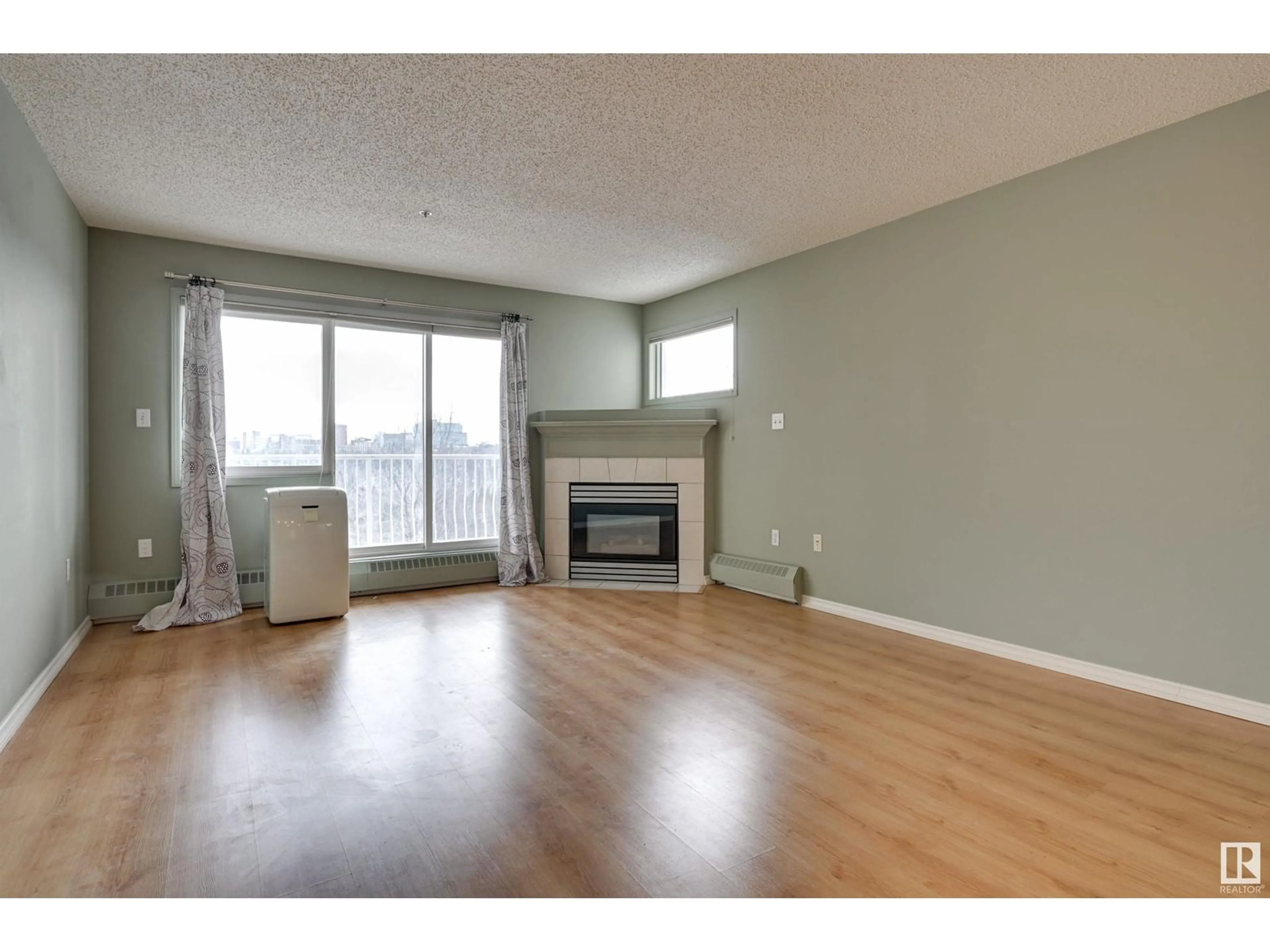 A pic of a room for #414 11716 100 AV NW, Edmonton Alberta T5K2G3