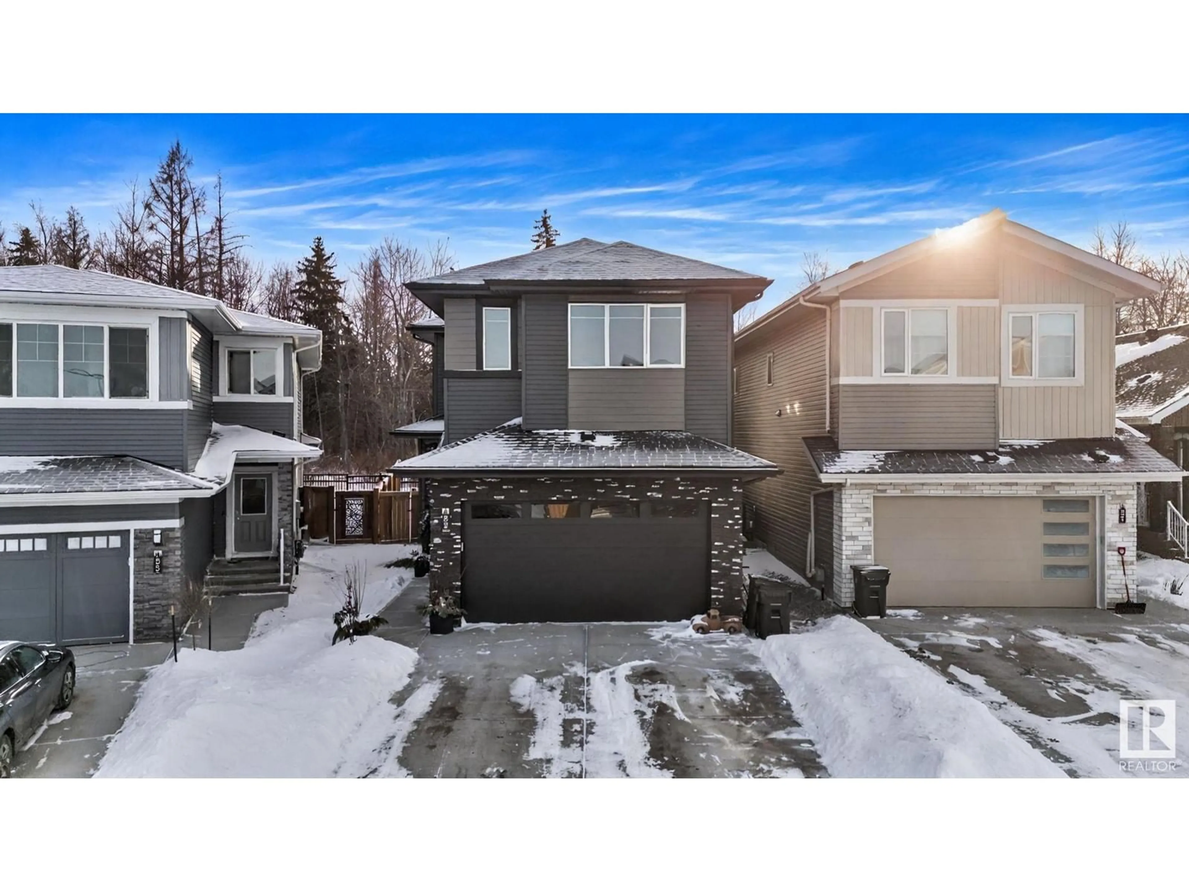 A pic from outside/outdoor area/front of a property/back of a property/a pic from drone, street for 53 BRUNSWYCK CR, Spruce Grove Alberta T7X3M1